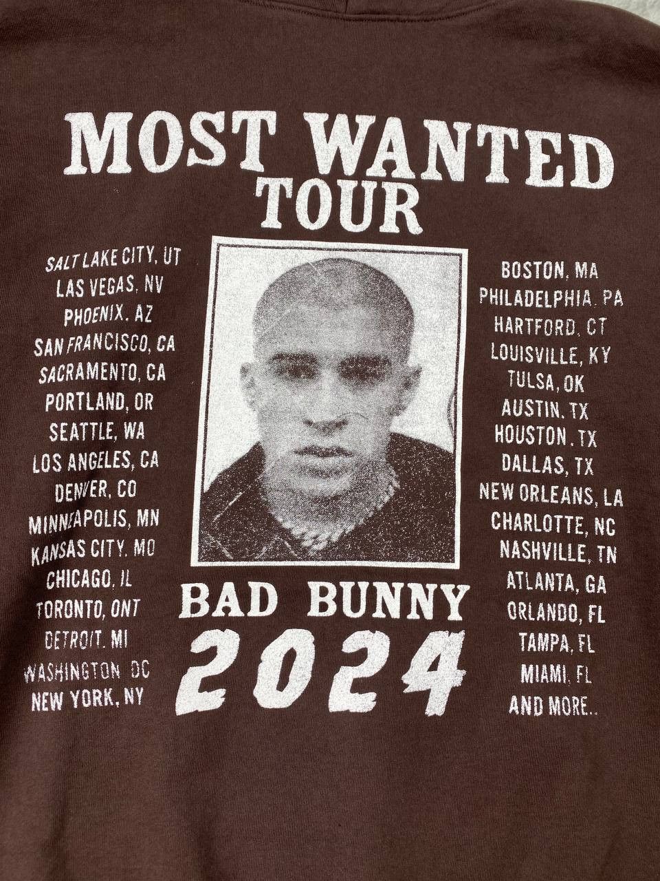 Bad Bunny Most Wanted Tour 2024 Hoodie Men Size XL Black