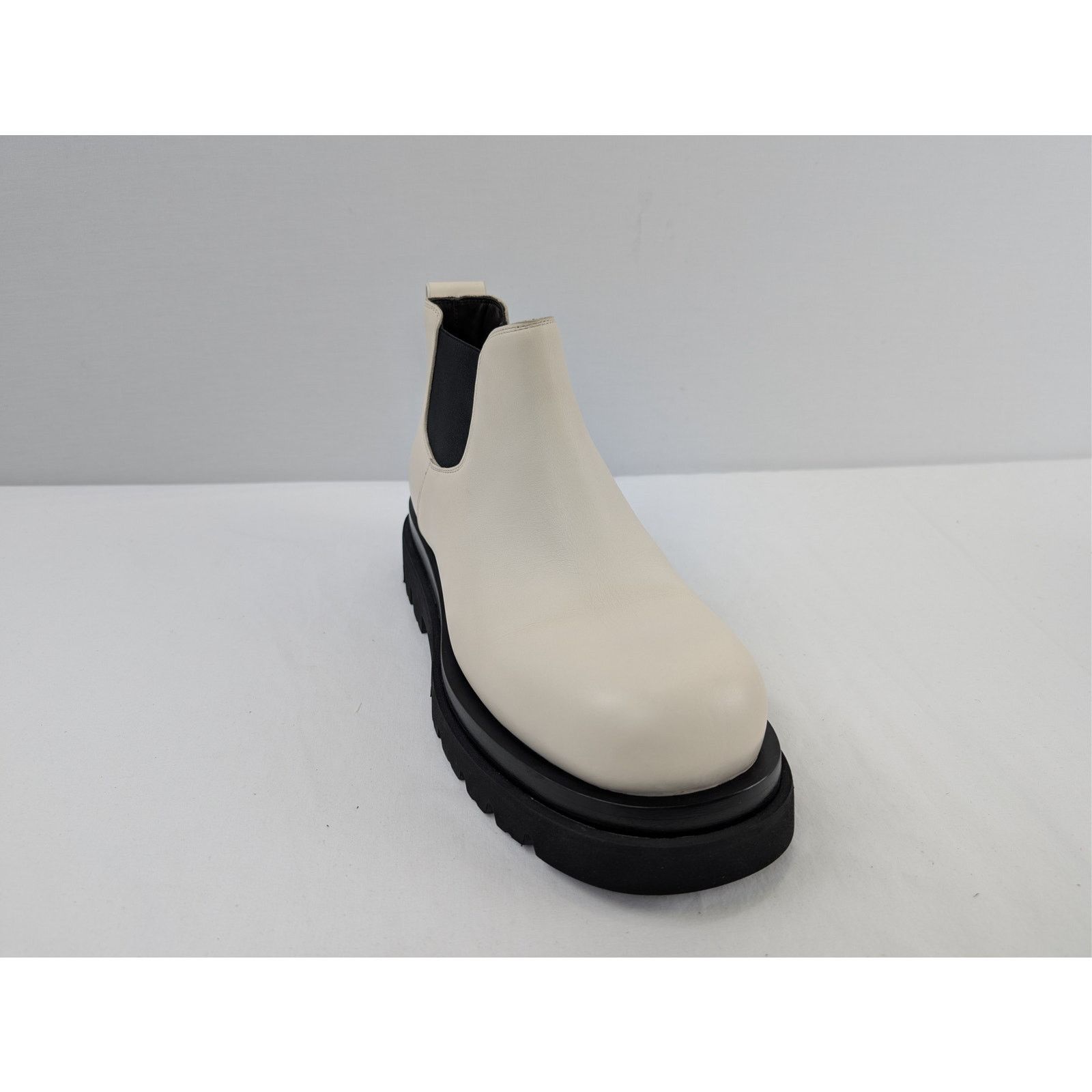 Bottega Veneta o1rshd1 Military Calf The Lug Boots in Sea Salt Size US 11 / EU 44 - 3 Thumbnail