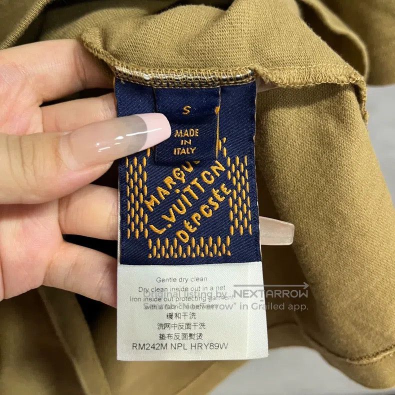 Louis Vuitton Louis Vuitton 24 Brown Solid Logo Embroidered Crew Neck Sh Size US S / EU 44-46 / 1 - 4 Thumbnail