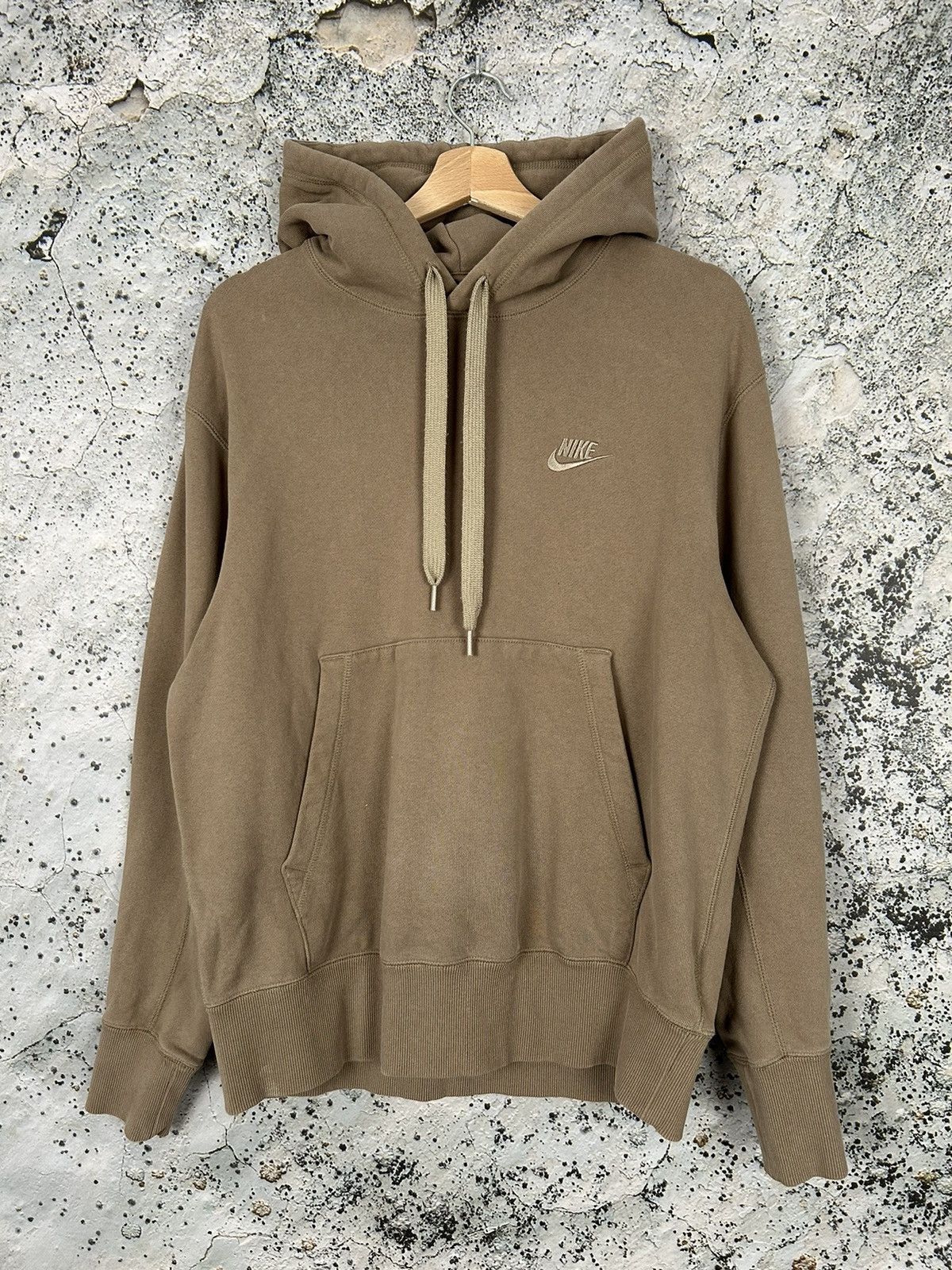 Nike Nike Brown Boxy Hoodie Streetwear Hype Swoosh Rare Sport Size US S / EU 44-46 / 1 - 1 Thumbnail
