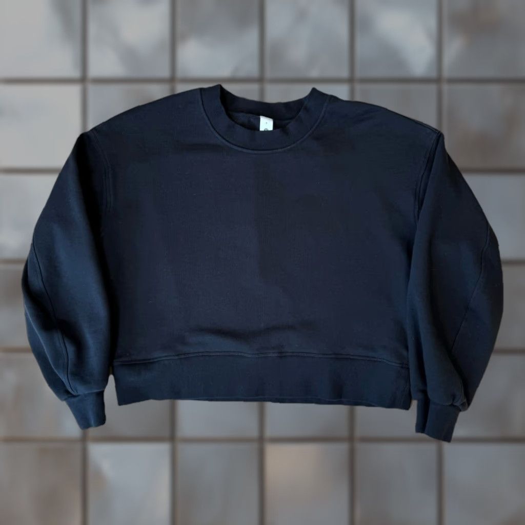 Lululemon Lululemon Sweatshirt Women's 6 Black Cropped Fleece Pullover Athleisure Yoga Shirt Ladies Pullovers Cropped Black Size M / US 6-8 / IT 42-44 - 1 Thumbnail