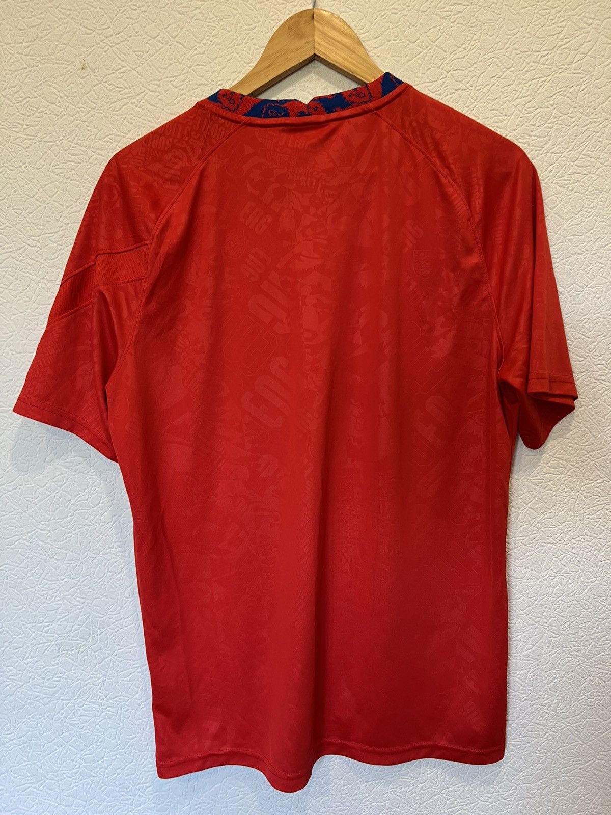 Nike Nike England 2020 Red Soccer Jersey Football Shirt Mens Size US L / EU 52-54 / 3 - 5 Thumbnail