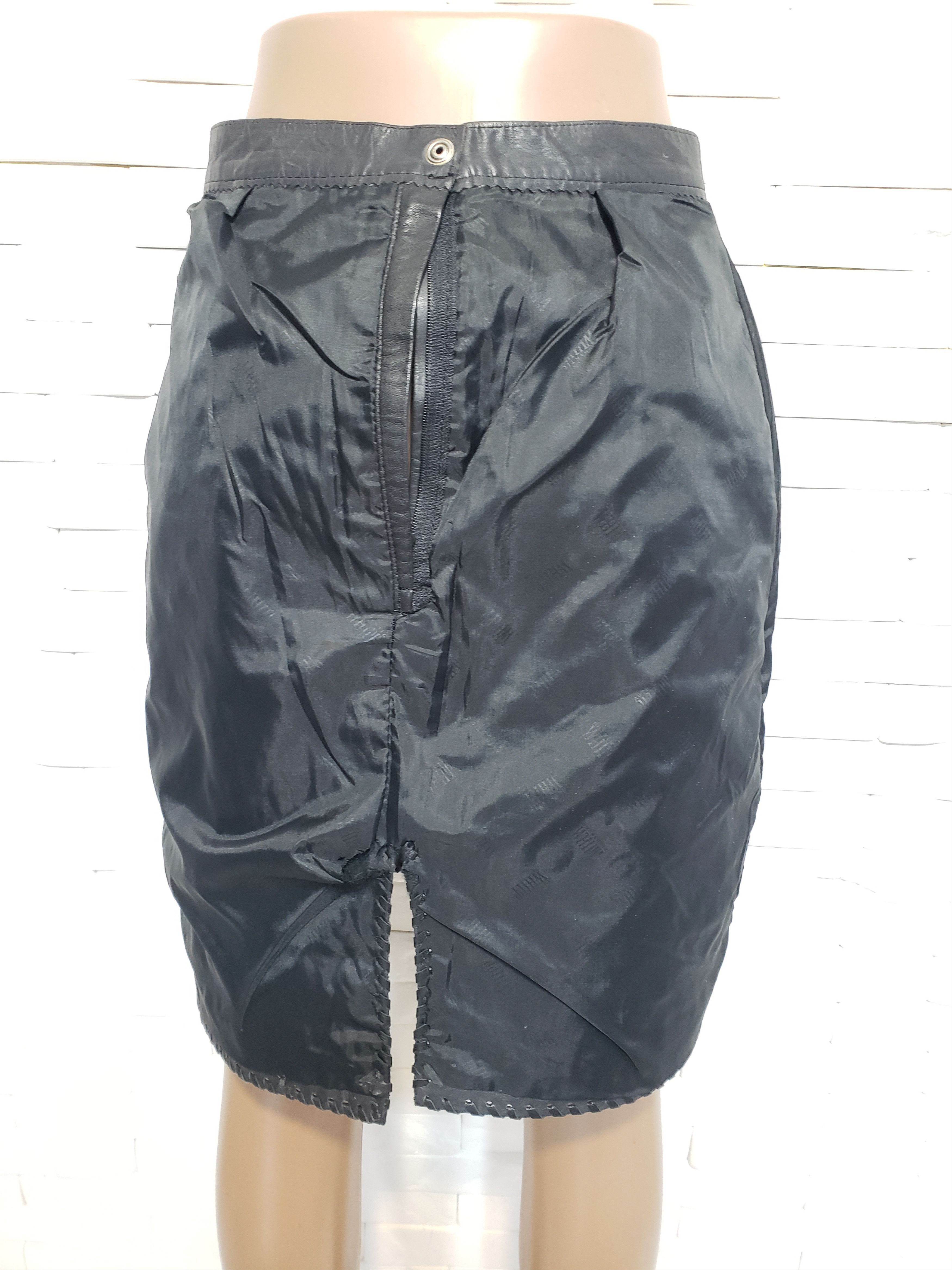 Genuine Leather Black leather skirt. Size 26" / US 2 / IT 38 - 9 Thumbnail