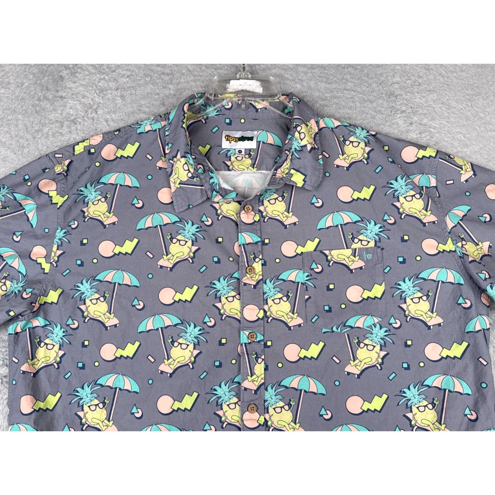 Vintage VINTAGE Tipsy Elves Shirt Mens 3XL Gray Pineapple Peace Out Button Up Hawaiian 90s Beach Aloha Outdoor Palm Mens Size US XXL / EU 58 / 5 - 4 Thumbnail