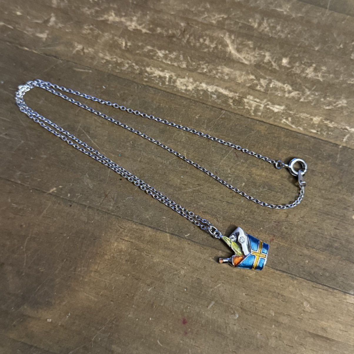 Other Silver tone champagne bucket pendant necklace Size ONE SIZE - 3 Thumbnail