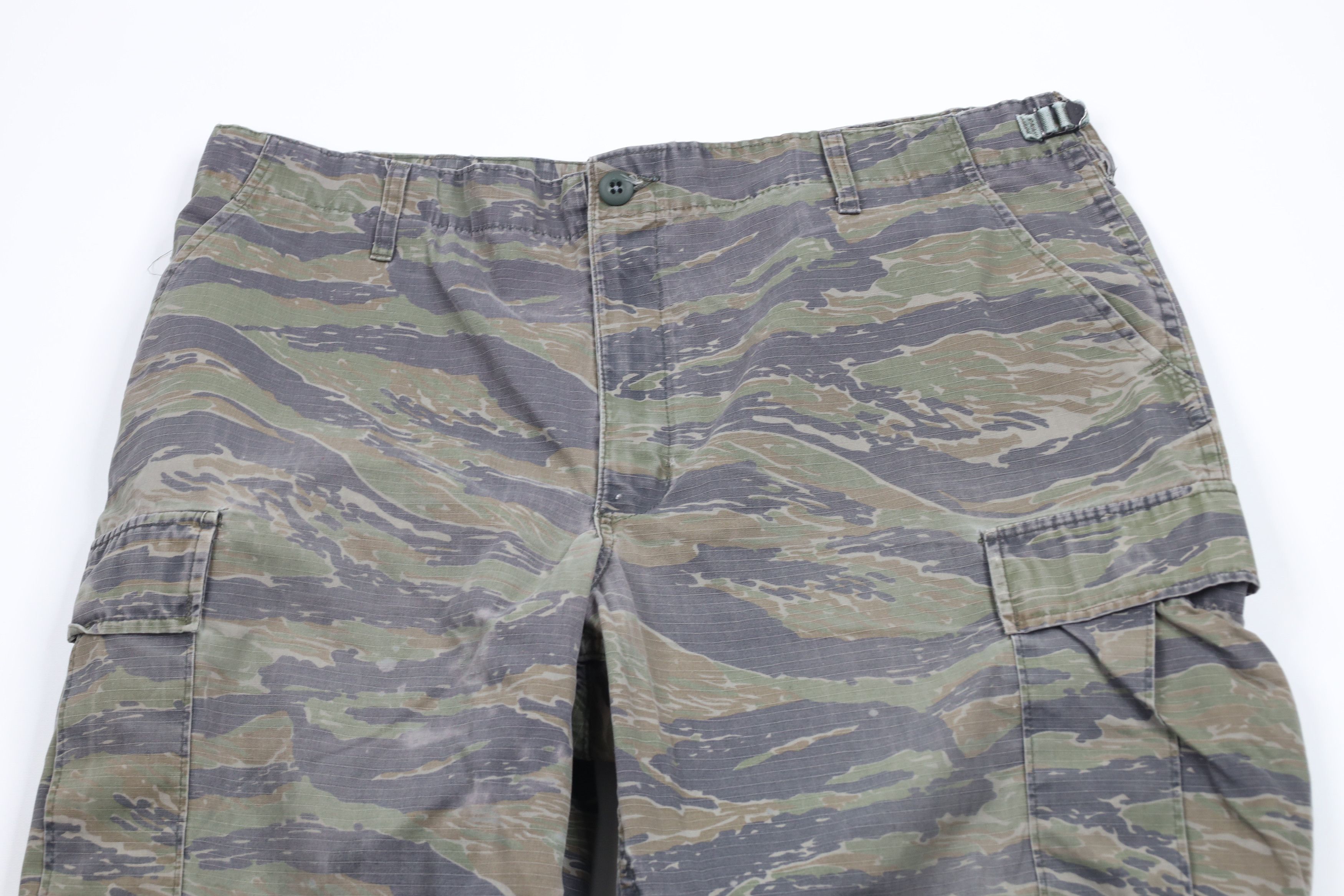 Vintage Vintage 90s Streetwear Baggy Wide Leg Camouflage Cargo Pants Size US 36 / EU 52 - 2 Thumbnail