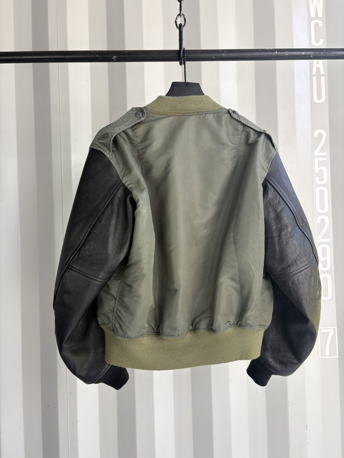 Needles Rebuild MA1 Bomber Jacket Leather Sleeves Size US M / EU 48-50 / 2 - 4 Thumbnail