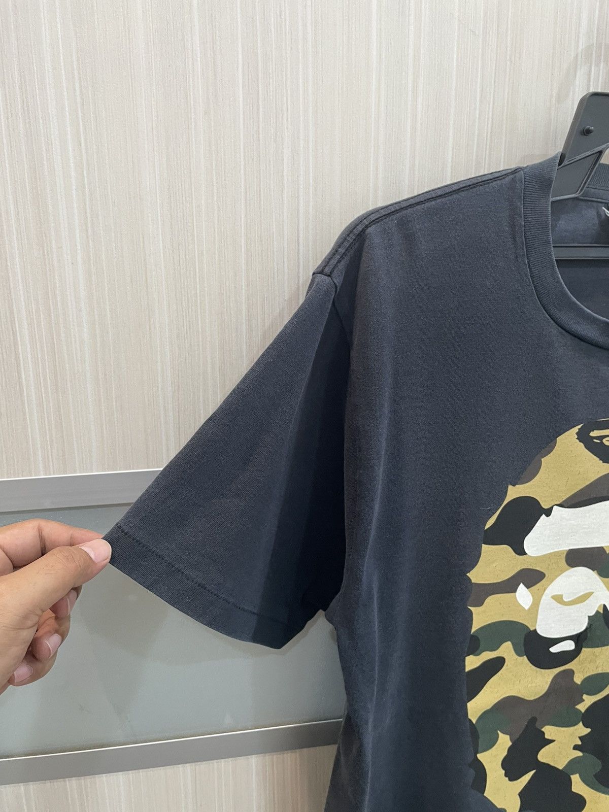 Bape Vintage BAPE Camo Big Ape Head Tee Size US L / EU 52-54 / 3 - 9 Thumbnail