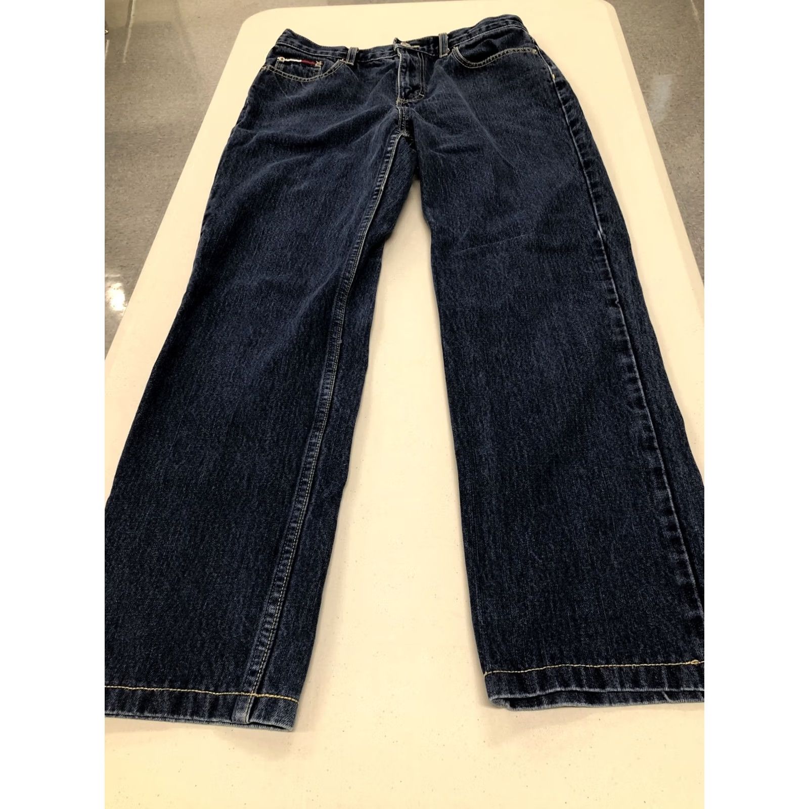 Tommy Hilfiger Tommy Jeans Big Logo Size 7 Straight Leg Womens Jeans Blue 5-Pocket Mid Rise Zip Inseam 28in Regular fit Size 28" / US 6 / IT 42 - 7 Thumbnail
