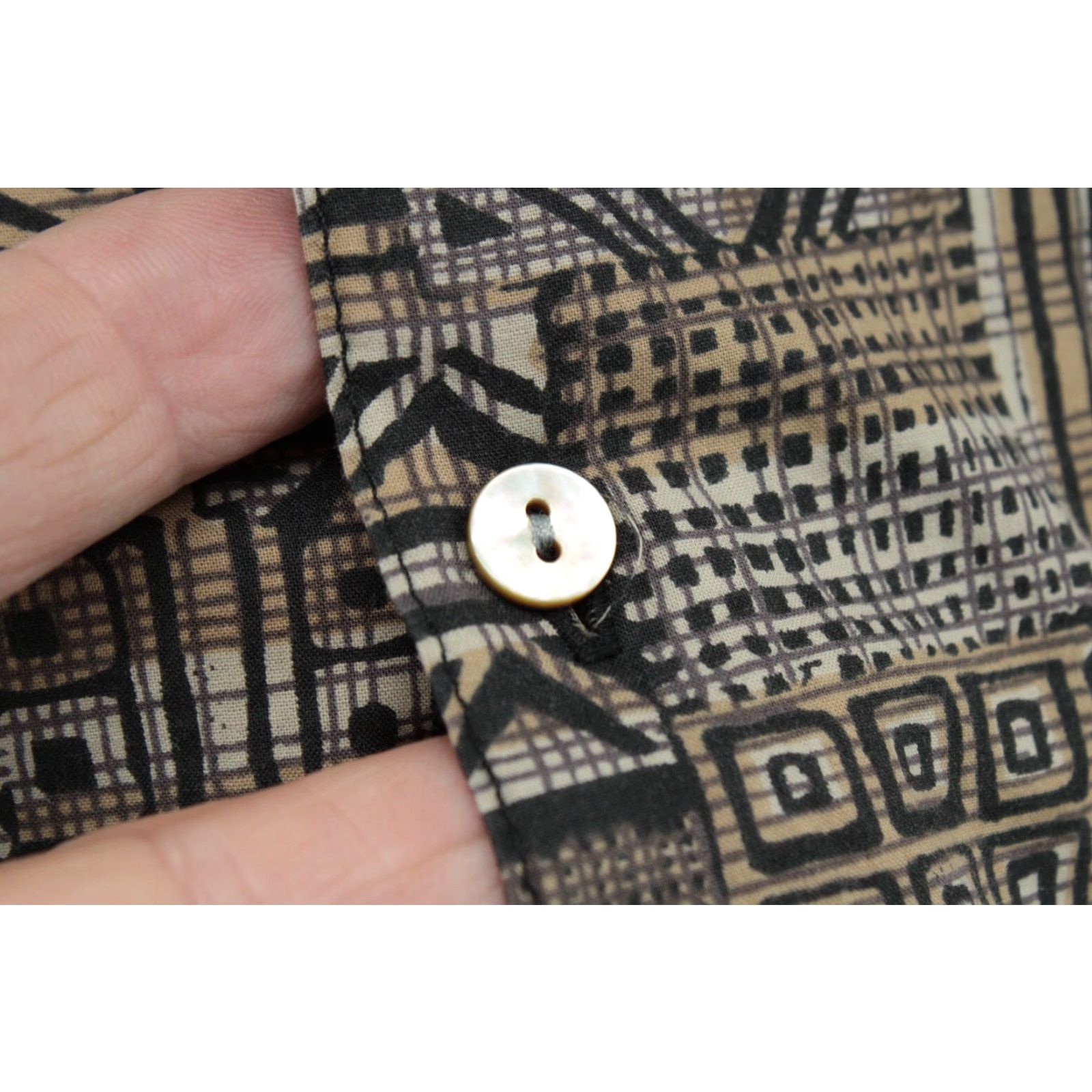 Tori Richard Tori Richard Shirt Men's XL Brown Geometric Hawaiian Luau Short Sleeve Button-Up USA Size US XL / EU 56 / 4 - 4 Thumbnail