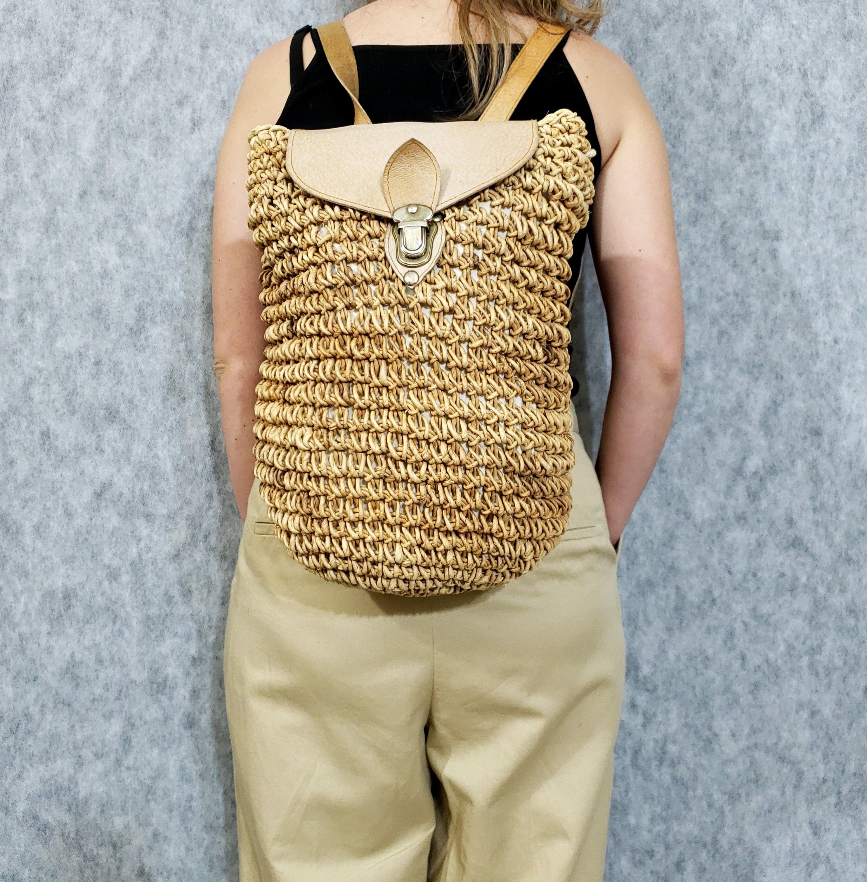 Handmade × Vintage Crown Vintage Wicker Backpack Design Purse Leather Strap Size ONE SIZE - 3 Thumbnail