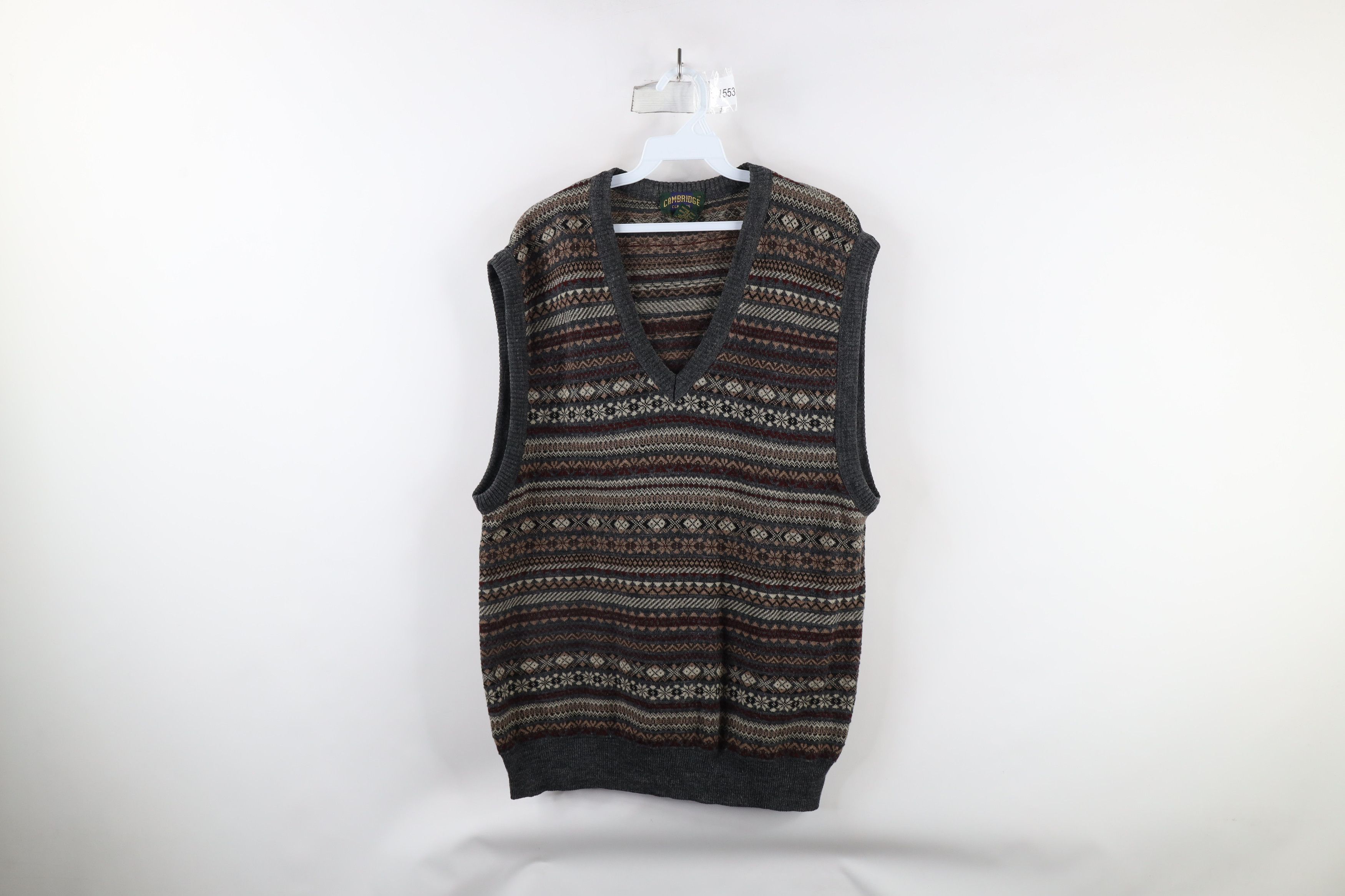 Vintage Vintage 90s Streetwear Rainbow Fair Isle Knit Sweater Vest Size US XL / EU 56 / 4 - 1 Thumbnail