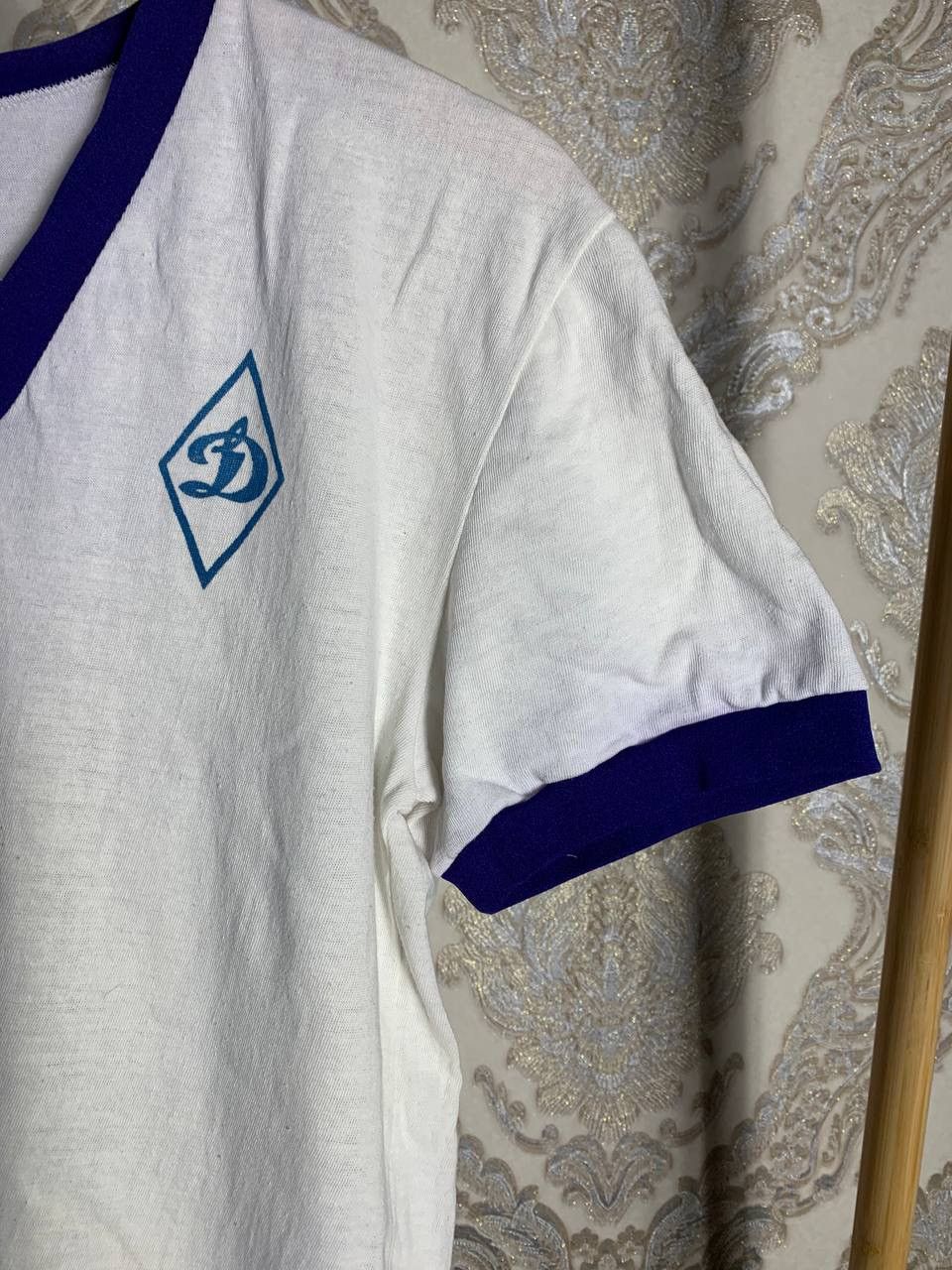 Vintage VERY RARE DYNAMO KYIV UKRAINIAN SOCCER JERSEY RETRO Y2K 90s Size US M / EU 48-50 / 2 - 4 Thumbnail