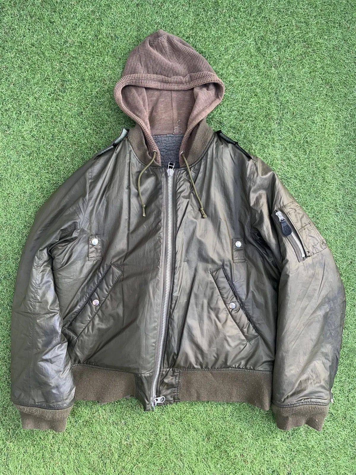 Undercover × Vandalize AW06 undercover x vandalize multi pocket bombers Size US M / EU 48-50 / 2 - 6 Thumbnail