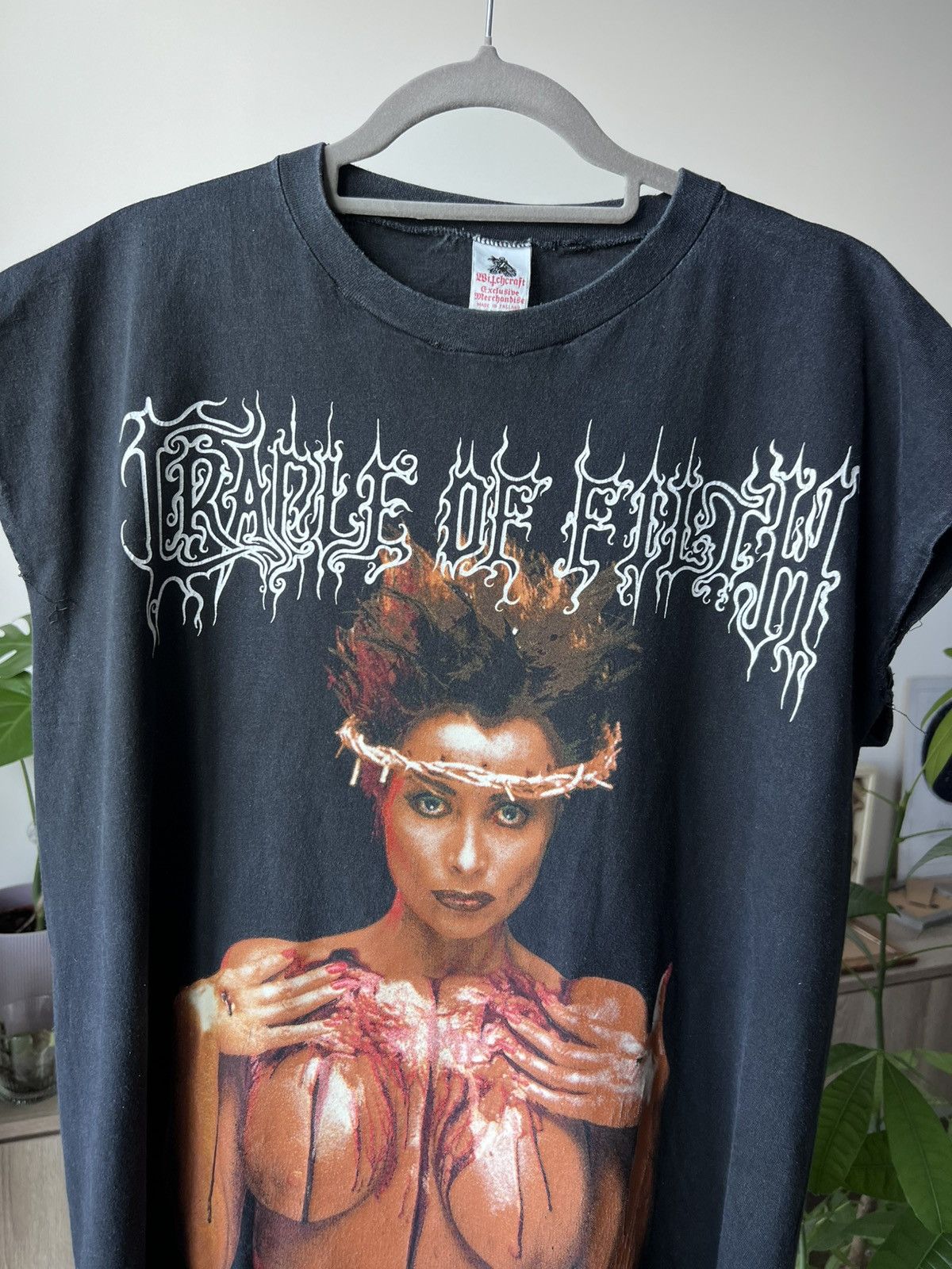 Band Tees Vintage 1998 Cradle of Filth "Praise The Whore" Metal Band Size US XL / EU 56 / 4 - 5 Thumbnail