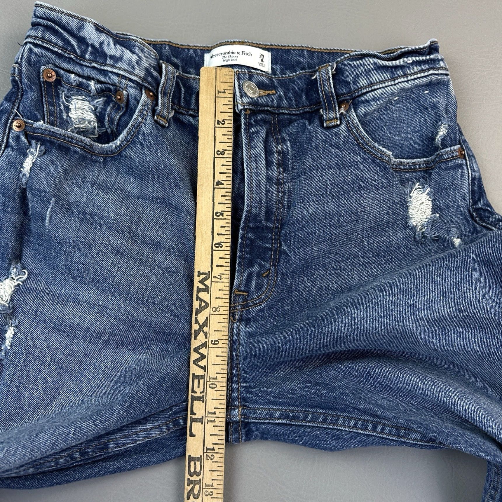 Abercrombie & Fitch Abercrombie & Fitch Jeans Women's 29/8R Blue The Skinny High Rise Distressed Size 29" - 5 Thumbnail