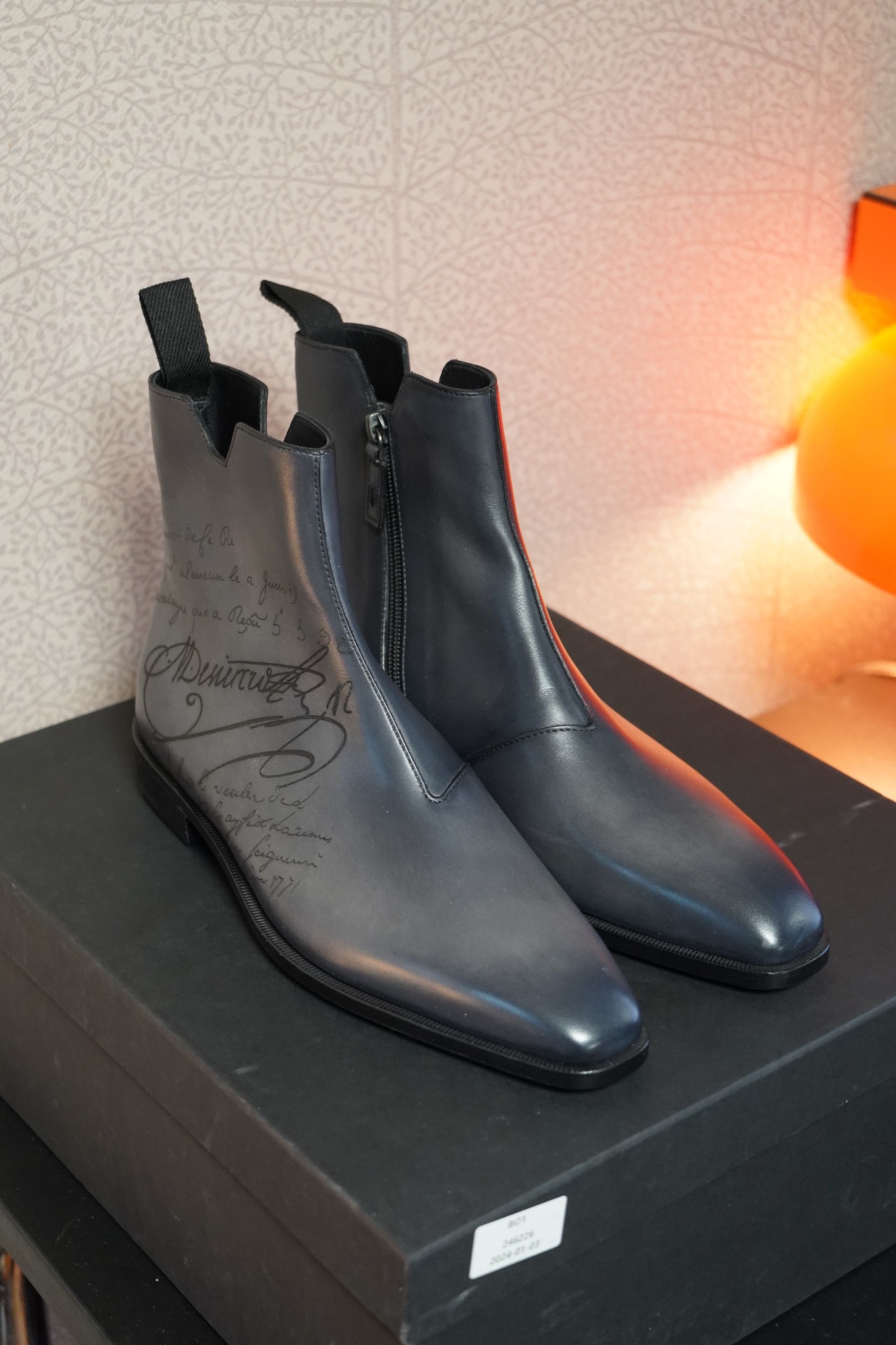 Berluti Berluti Demesure Scritto Leather Chelsea Boots Nero Grigio Size US 8.5 / EU 41-42 - 1 Thumbnail