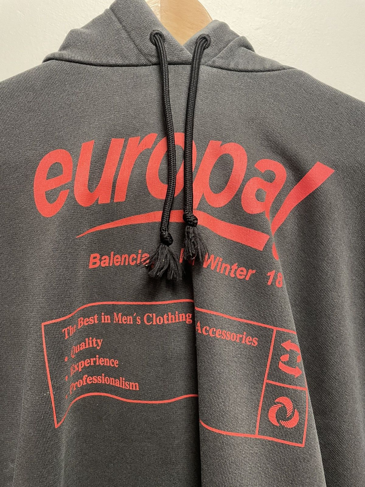 Balenciaga Balenciaga Europa Oversized Hoodie Size US S / EU 44-46 / 1 - 3 Thumbnail