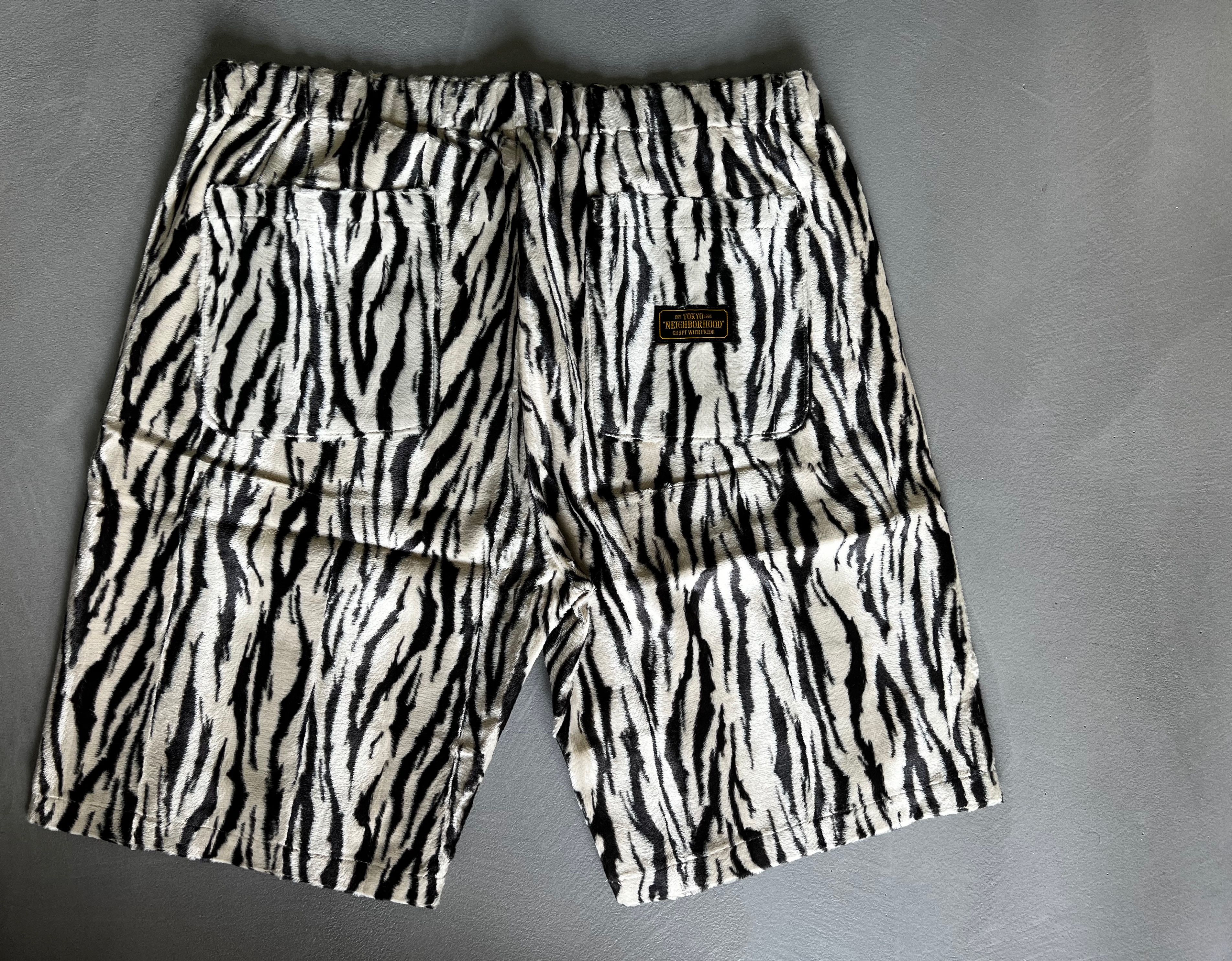 Neighborhood Neighborhood Zebra Fur Shorts, Size L Size US 34 / EU 50 - 3 Thumbnail