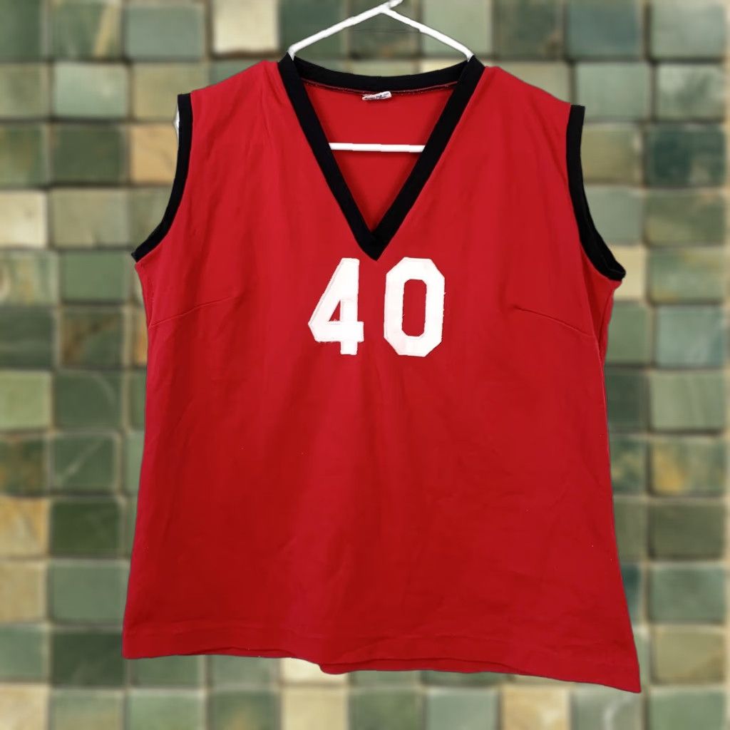 Vintage VINTAGE East-Tenn Distinctive Sportswear Womens Red Sleeveless Jersey Tank Size L Size L / US 10 / IT 46 - 1 Thumbnail