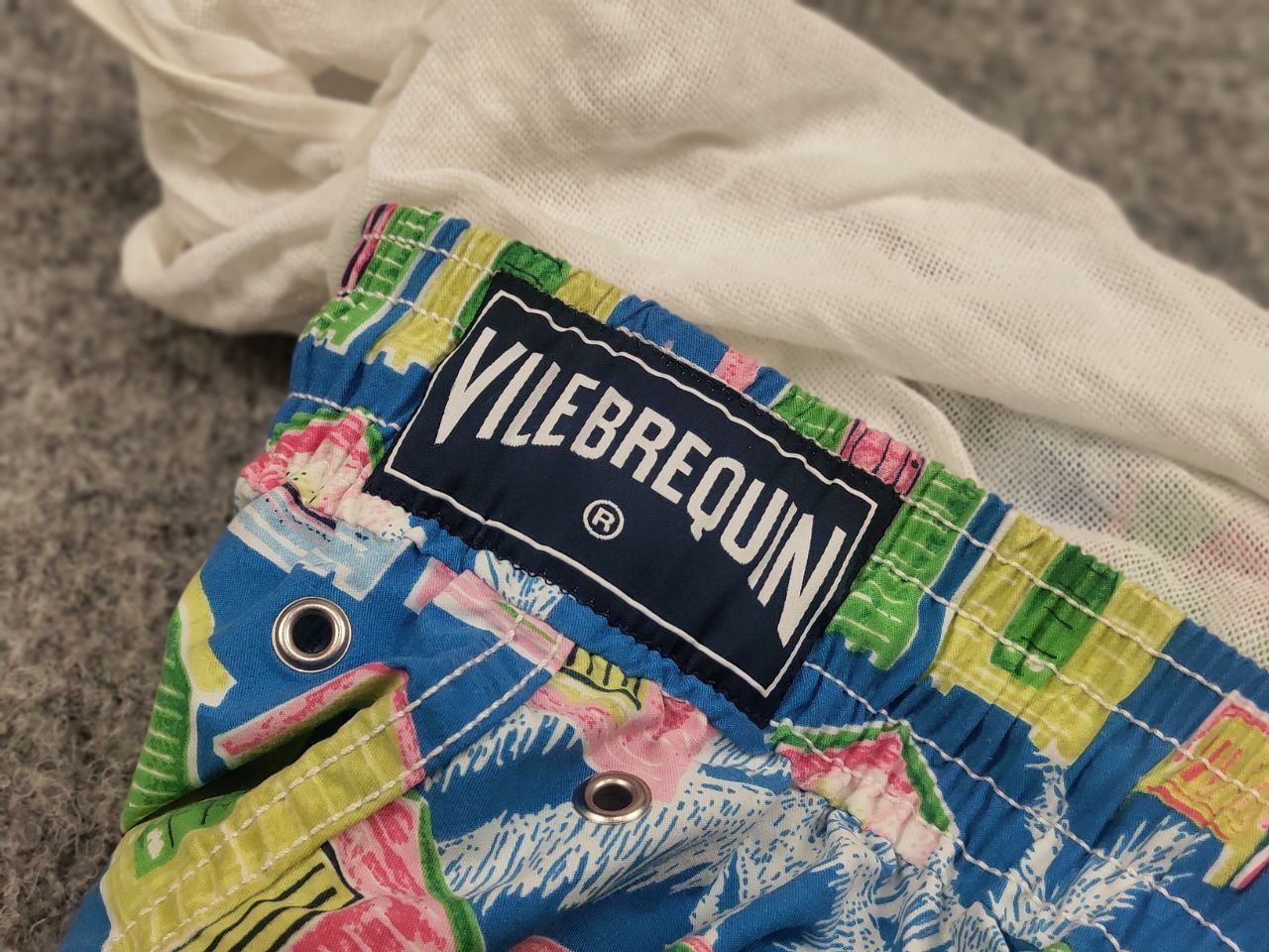 Vilebrequin Vilebrequin Designer Luxury men's Casual Pattern Art Shorts Size US 36 / EU 52 - 14 Thumbnail
