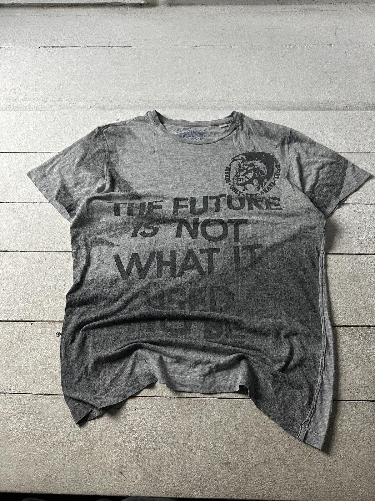 Diesel 🚨DIESEL AVANT GARDE ARCHIVE VINTAGE BIG LOGO T-SHIRT Y2K TEE Size US S / EU 44-46 / 1 - 1 Thumbnail