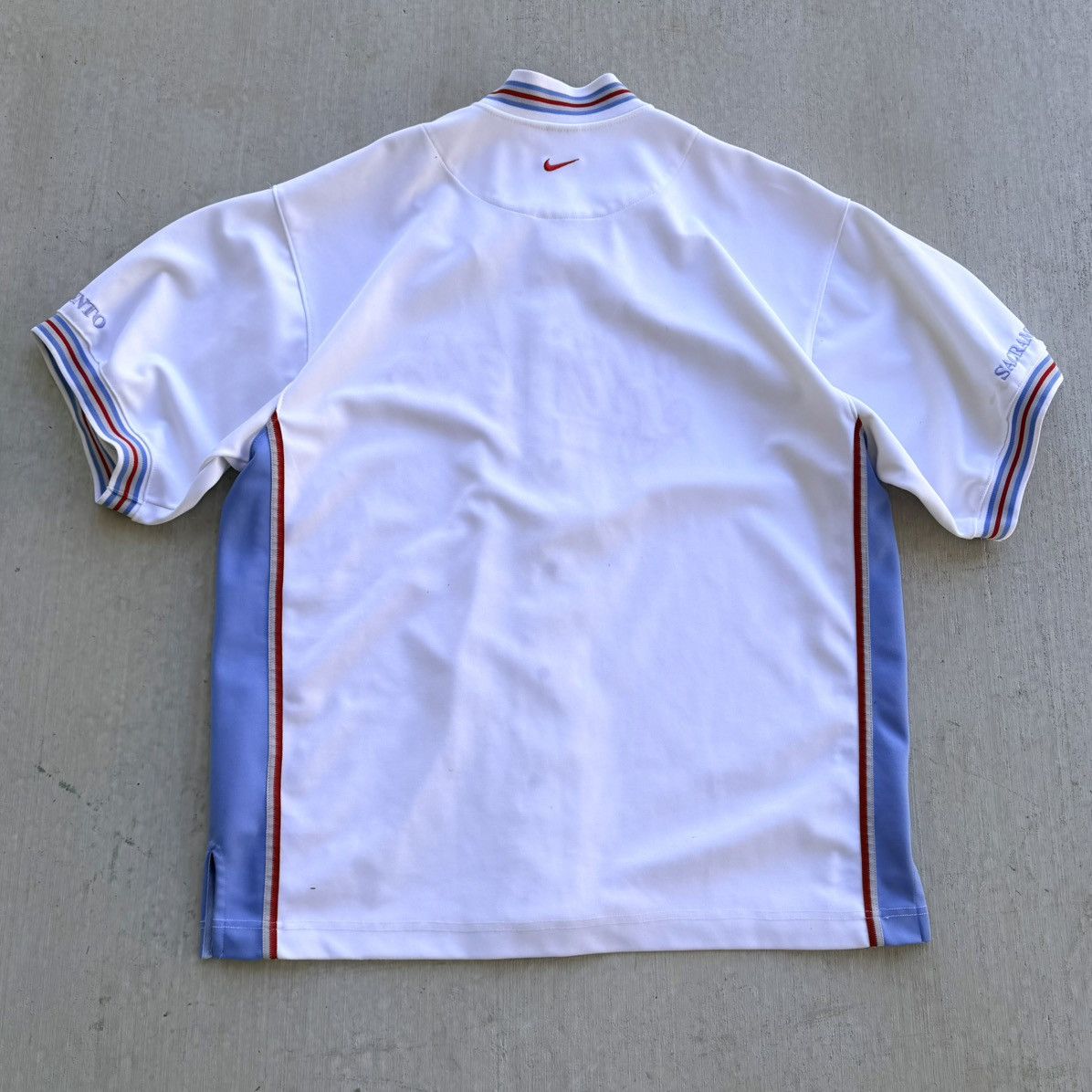 Nike Vintage Sacramento Kings Nike Team NBA Basketball Warm Up Size US XL / EU 56 / 4 - 8 Thumbnail