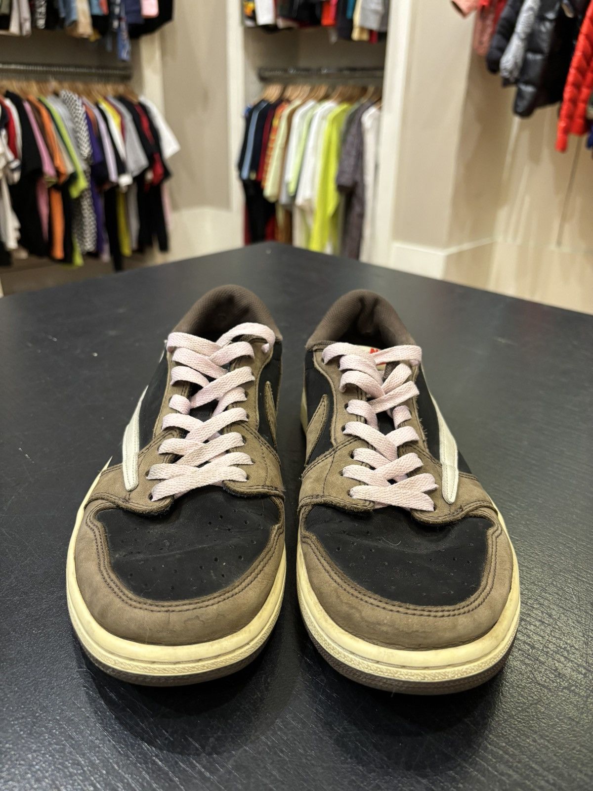 Nike × Travis Scott Jordan 1 Low Retro OG SP - Travis Scott Dark Mocha Size US 10.5 / EU 43-44 - 6 Thumbnail