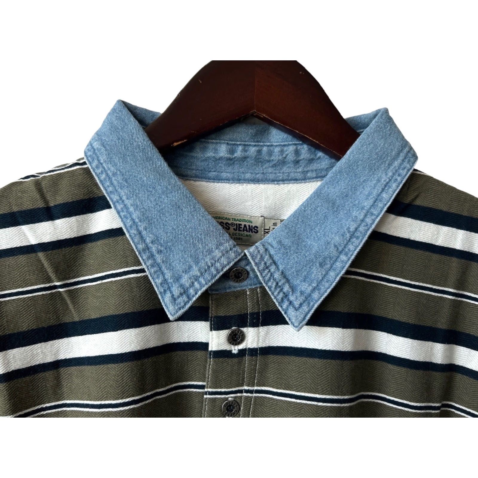 Guess VINTAGE GUESS POLO Shirt Mens XL Deadstock NWT 90s NOS Striped Olive Green Navy Blue White Embroidered Chest Logo Denim Collar Short Sleeve Size US XL / EU 56 / 4 - 4 Thumbnail