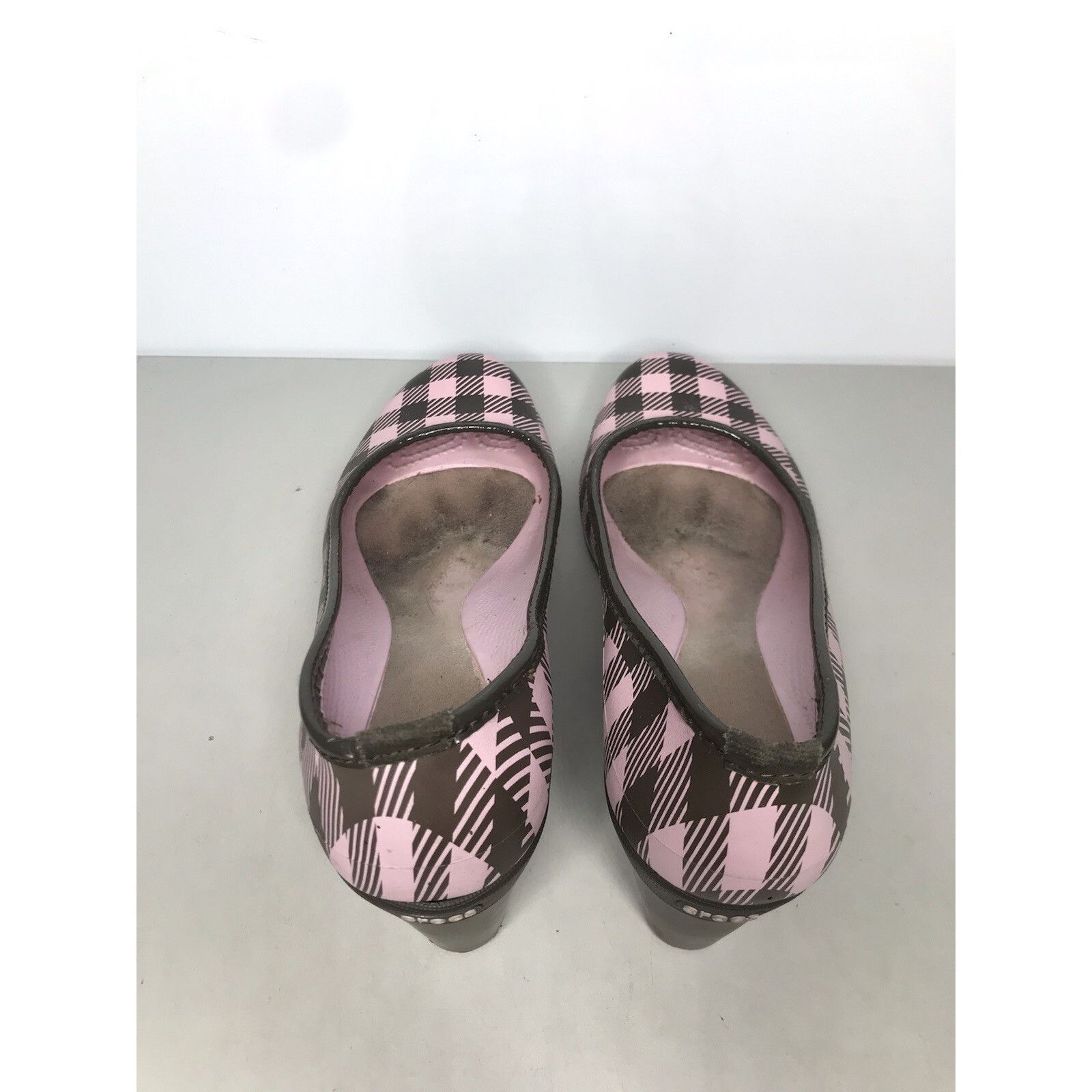 Crocs Crocs Pink Brown Plaid Rubber SlipOn Pump Casual Wedge Shoes Size US 9 / IT 39 - 5 Thumbnail