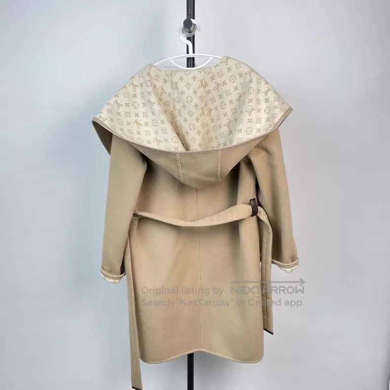 Louis Vuitton Louis Vuitton Light brown presbyopic hooded bathrobe coat Size XS / US 0-2 / IT 36-38 - 6 Thumbnail