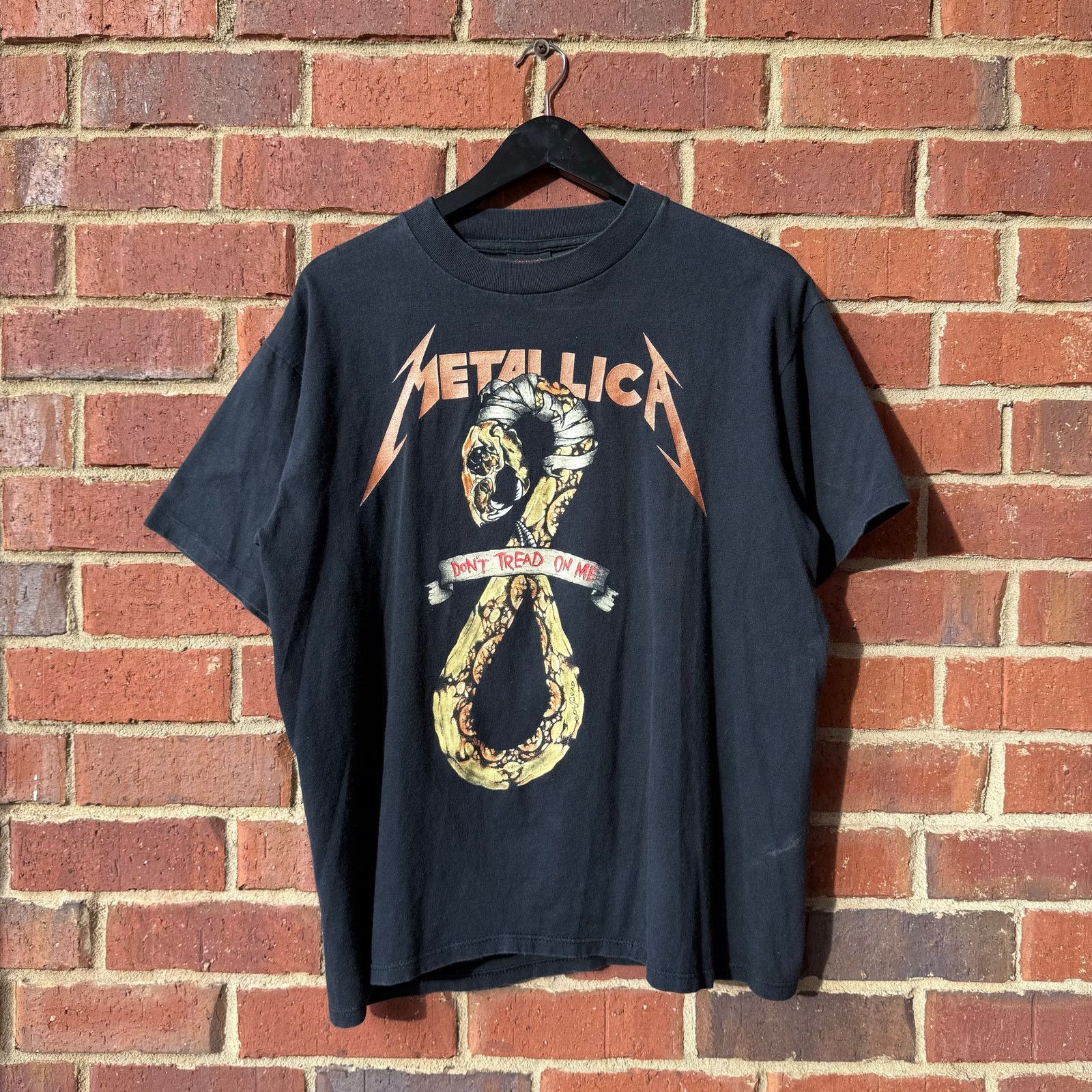 Metallica Vintage 90s Metallica “Don’t Tread On Me” Black T-Shirt Size US L / EU 52-54 / 3 - 1 Thumbnail