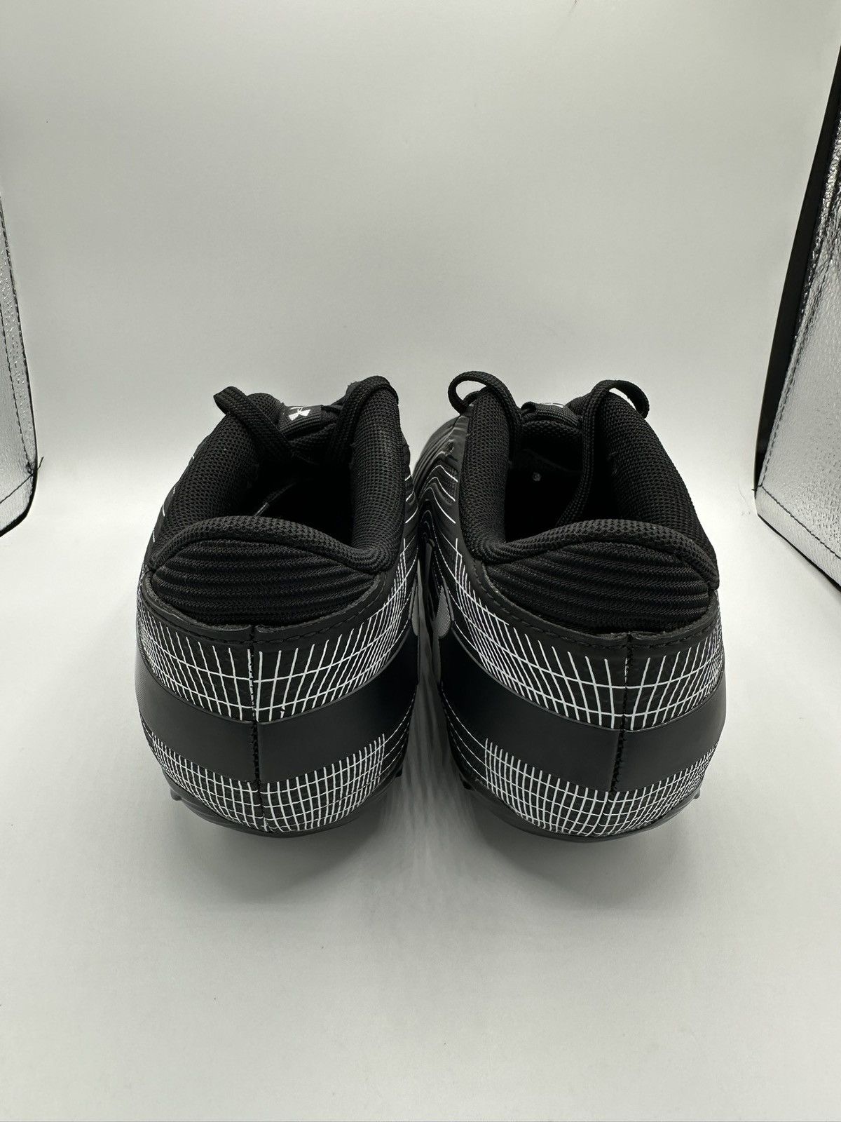 Under Armour Under Armour Nitro Low MC “Black” size 7.5 men’s Size US 7.5 / EU 40-41 - 4 Thumbnail