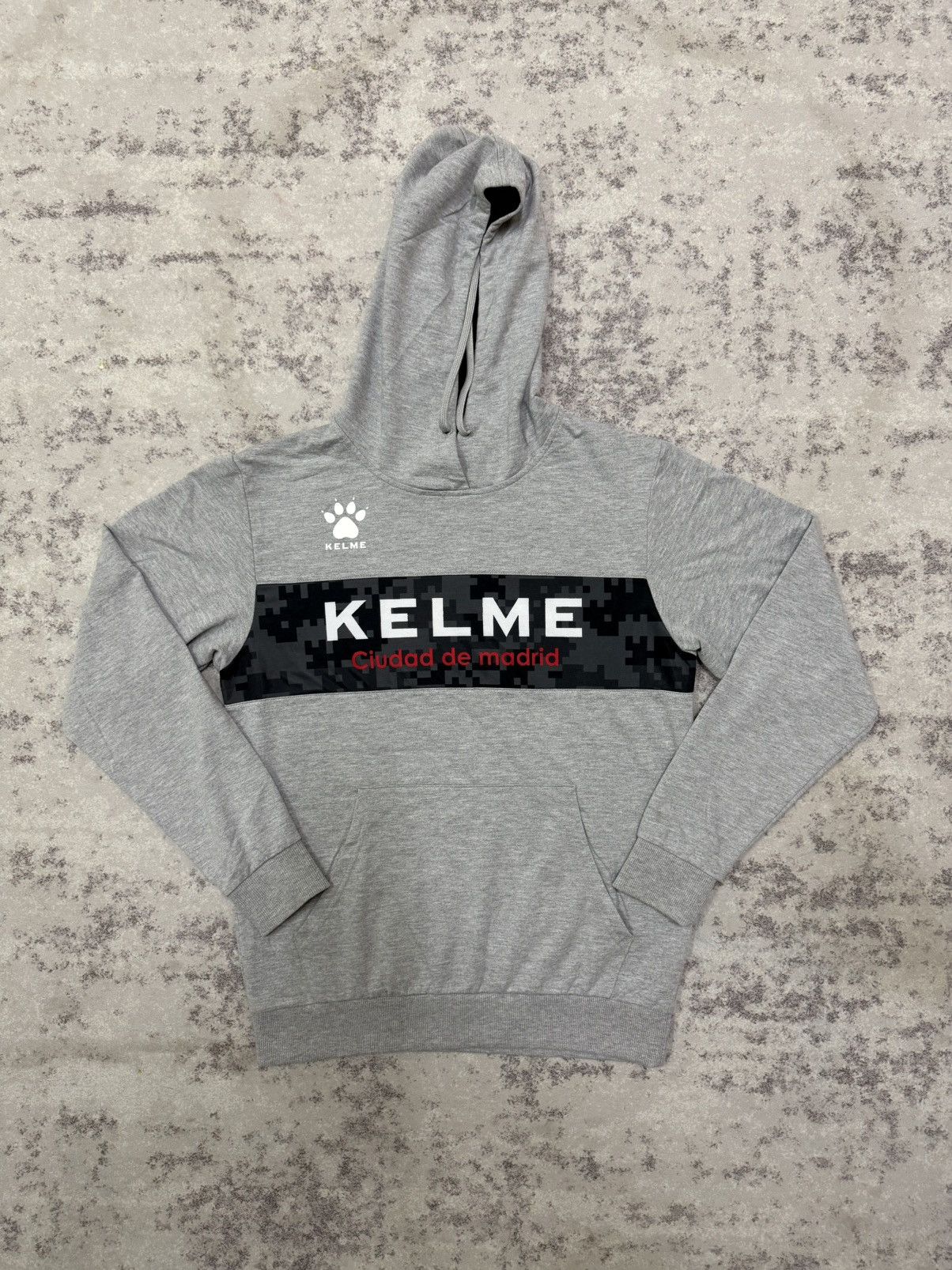 Japanese Brand Kelme Biglogo Pullover Sweater Hoodie Size US S / EU 44-46 / 1 - 3 Thumbnail