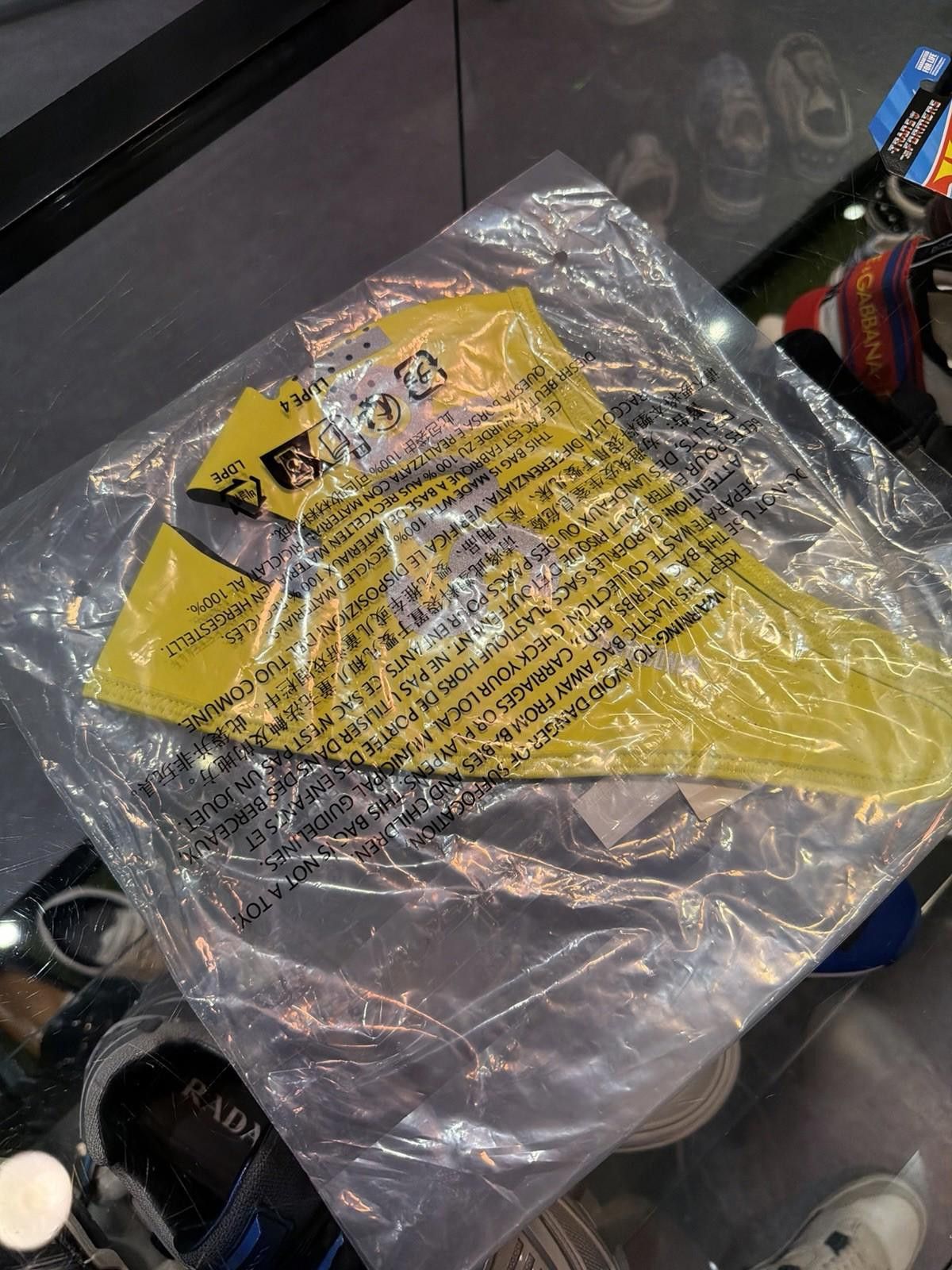 Other Supreme Windstopper Face Mask FW 25 Yellow (One Size) Size ONE SIZE - 4 Thumbnail