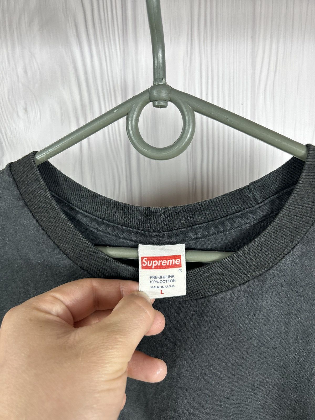 Supreme Supreme Spiral Logo T-Shirt Size L Size US L / EU 52-54 / 3 - 16 Thumbnail