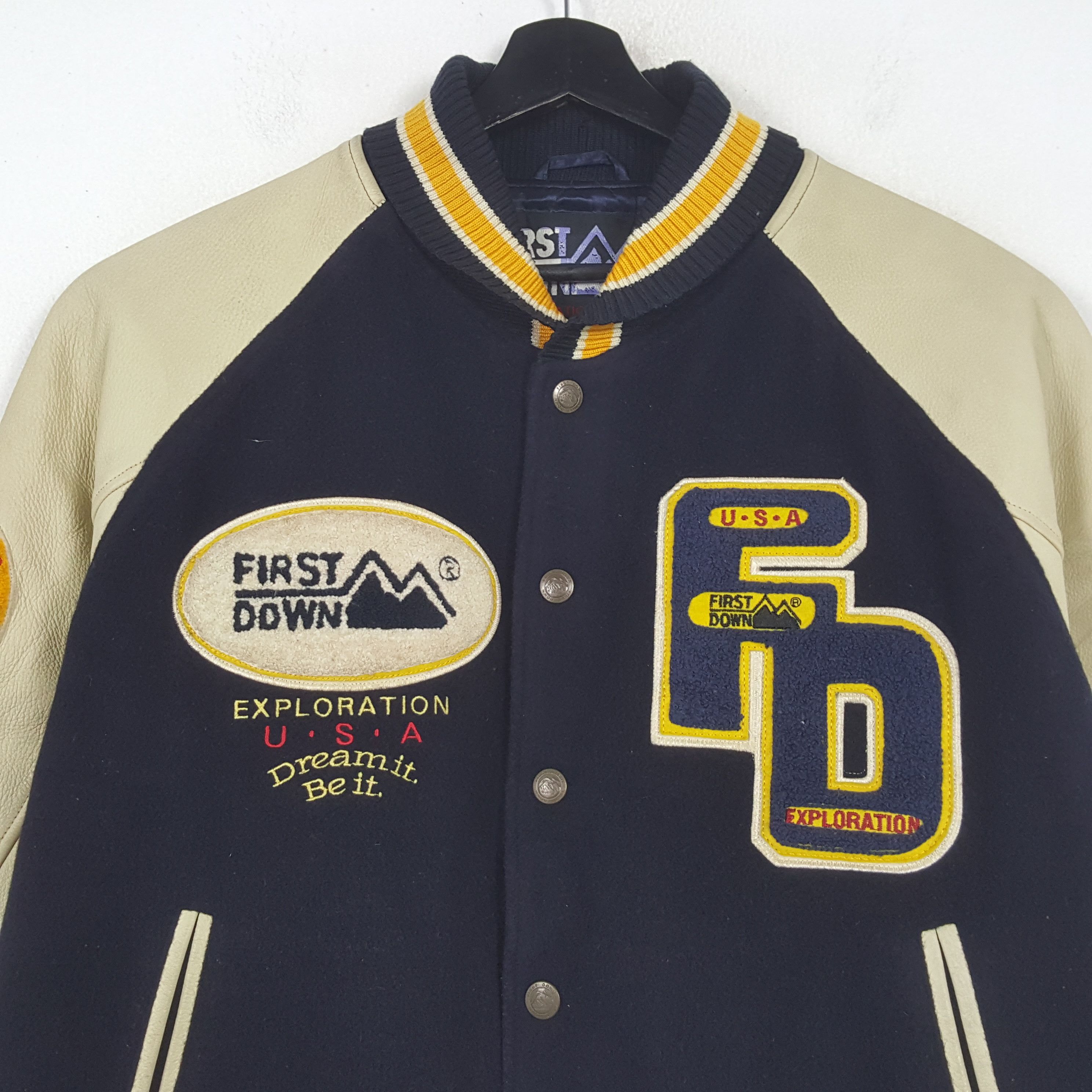 Vintage FIRST DOWN Exploration USA Varsity Jacket C291N34 Size US XL / EU 56 / 4 - 4 Thumbnail