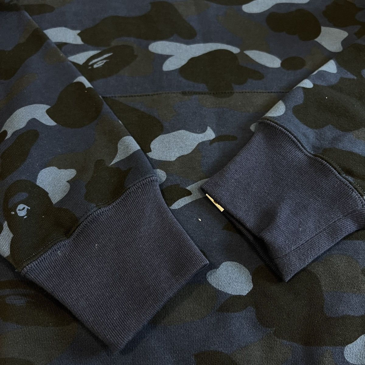 Bape Bape blue camo hoodie Size US L / EU 52-54 / 3 - 11 Thumbnail
