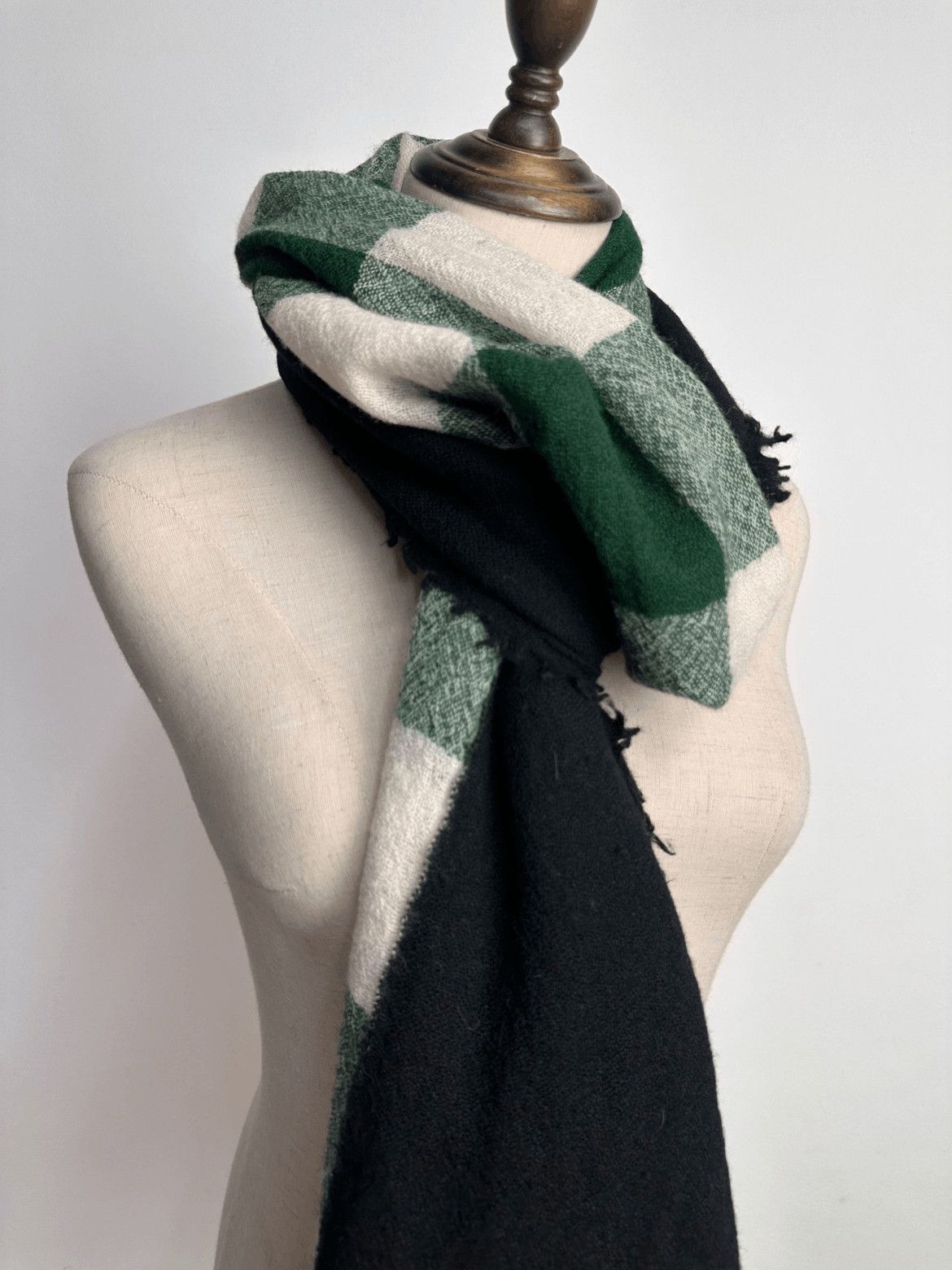 Yohji Yamamoto Yohji Yamamoto Pour Homme Joint Color Scarf Size ONE SIZE - 2 Thumbnail