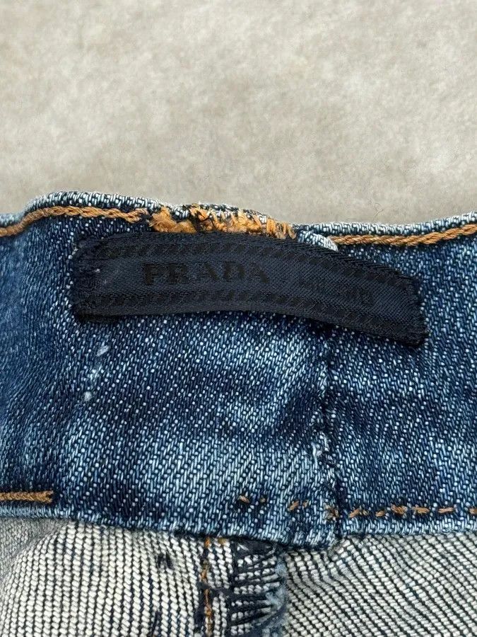 Prada AW2008 Prada Blue Faded Tight Fit Denim Jeans Size US 32 / EU 48 - 9 Thumbnail