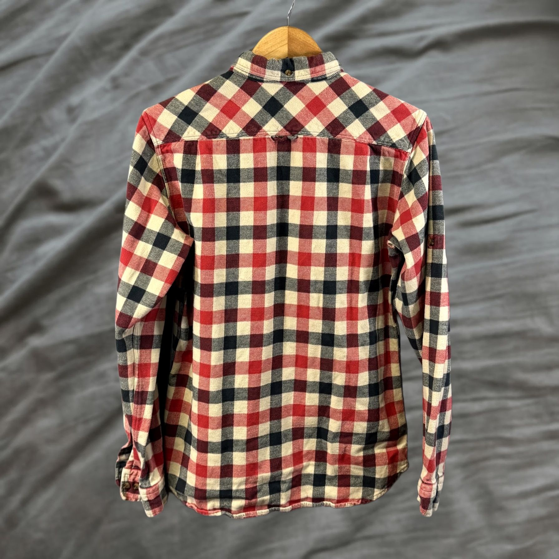 Vintage Fjällräven Skog Shirt Mens M Red Blue Plaid Flannel Slim Fit Outdoor Work Shirt Size US M / EU 48-50 / 2 - 1 Thumbnail