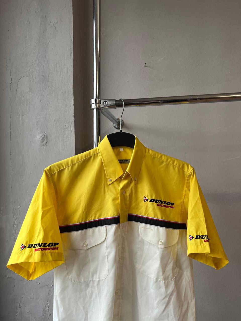 Dunlop VINTAGE DUNLOP MOTORSPORT RARE RACING BUTTON UP SHIRT SIZE S Size US S / EU 44-46 / 1 - 3 Thumbnail