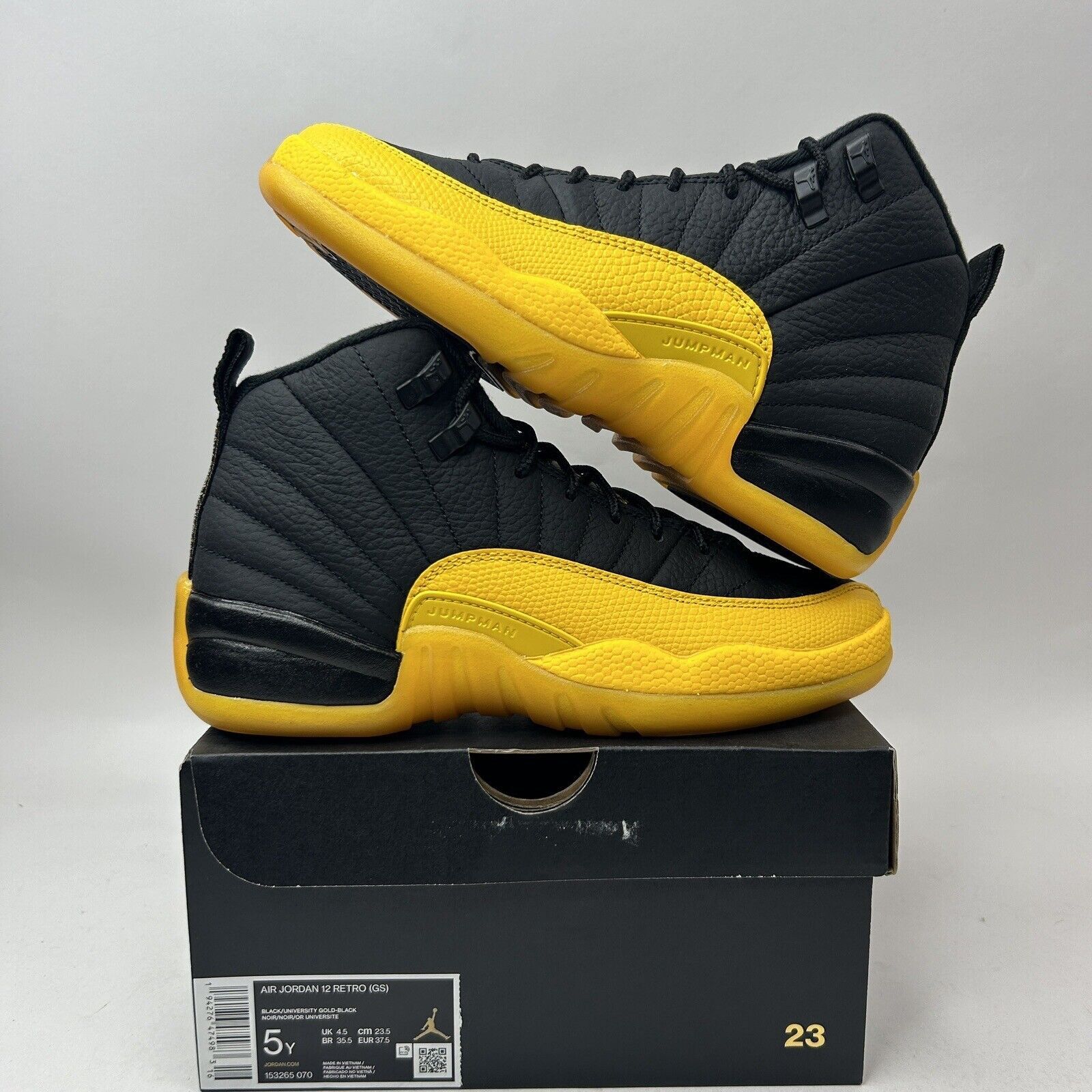 Nike Nike Air Jordan 12 Retro GS “University Gold” 2023 Size US 6.5 / IT 36.5 - 1 Thumbnail