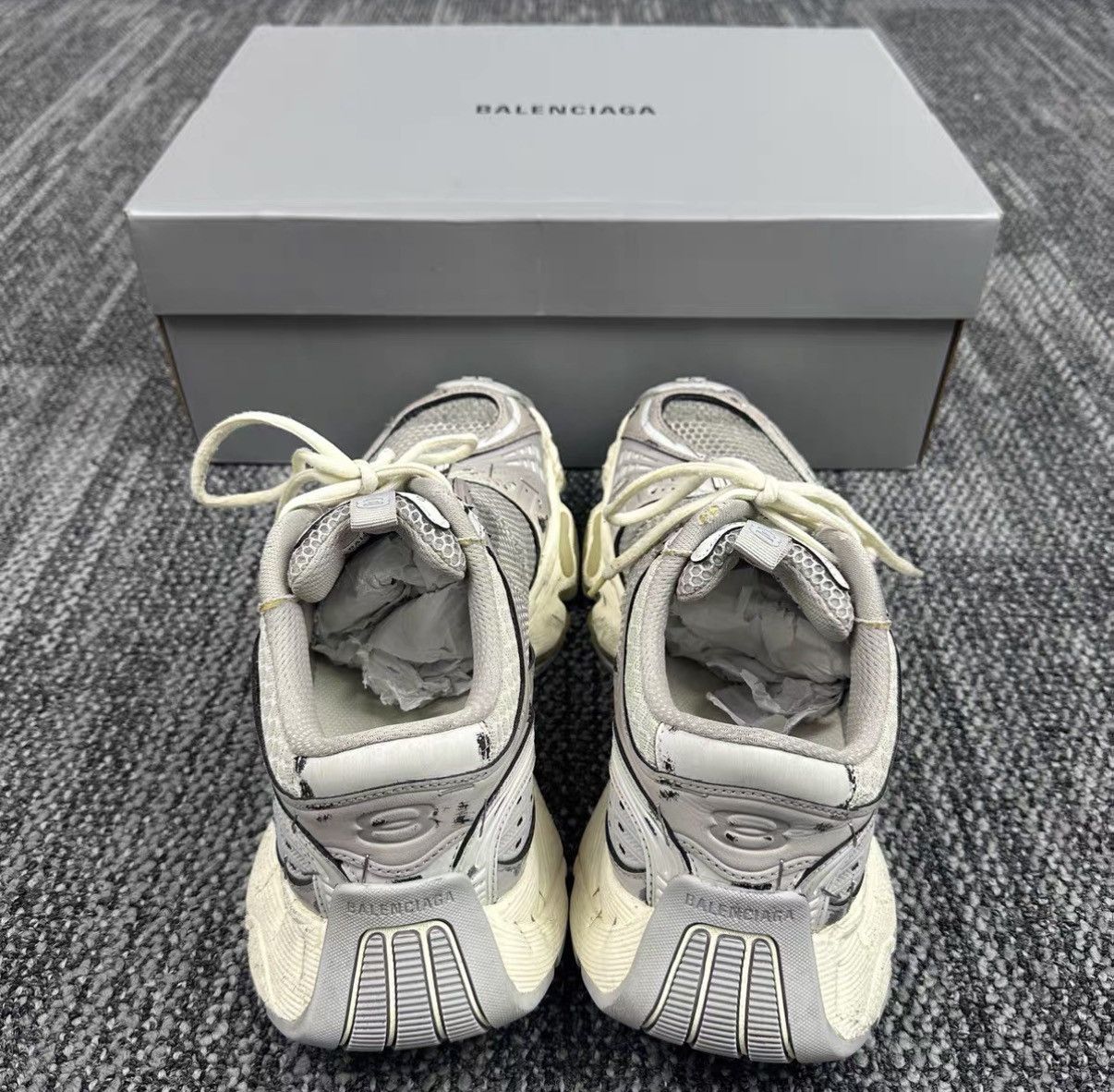 Balenciaga Balenciaga Stapler Sneakers J42 Size US 7 / EU 40 - 3 Thumbnail