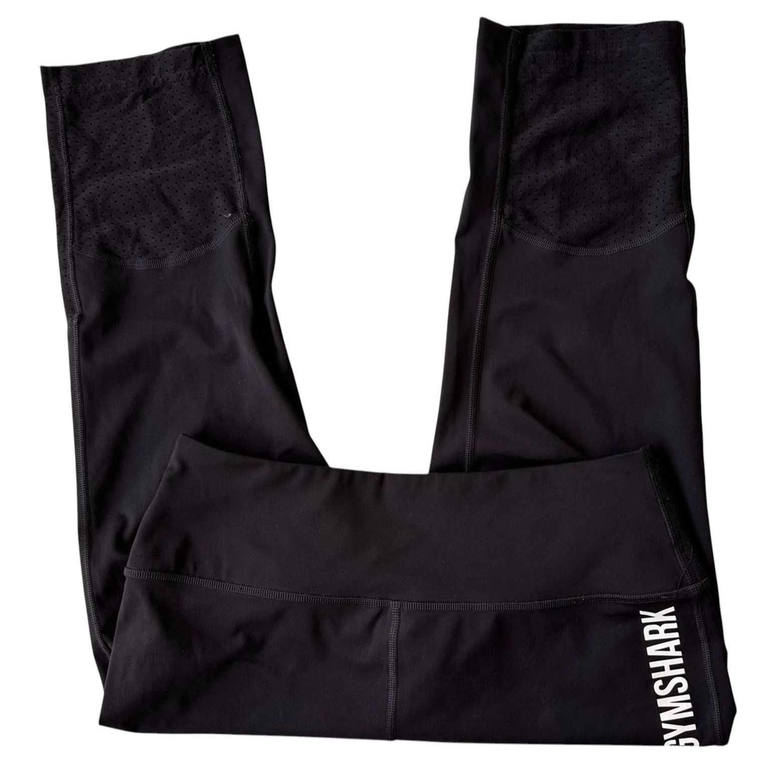 Gymshark × Vintage Gymshark Perforated Cropped Leggings Medium Black White Logo Size 27" / US 4 / IT 40 - 3 Thumbnail