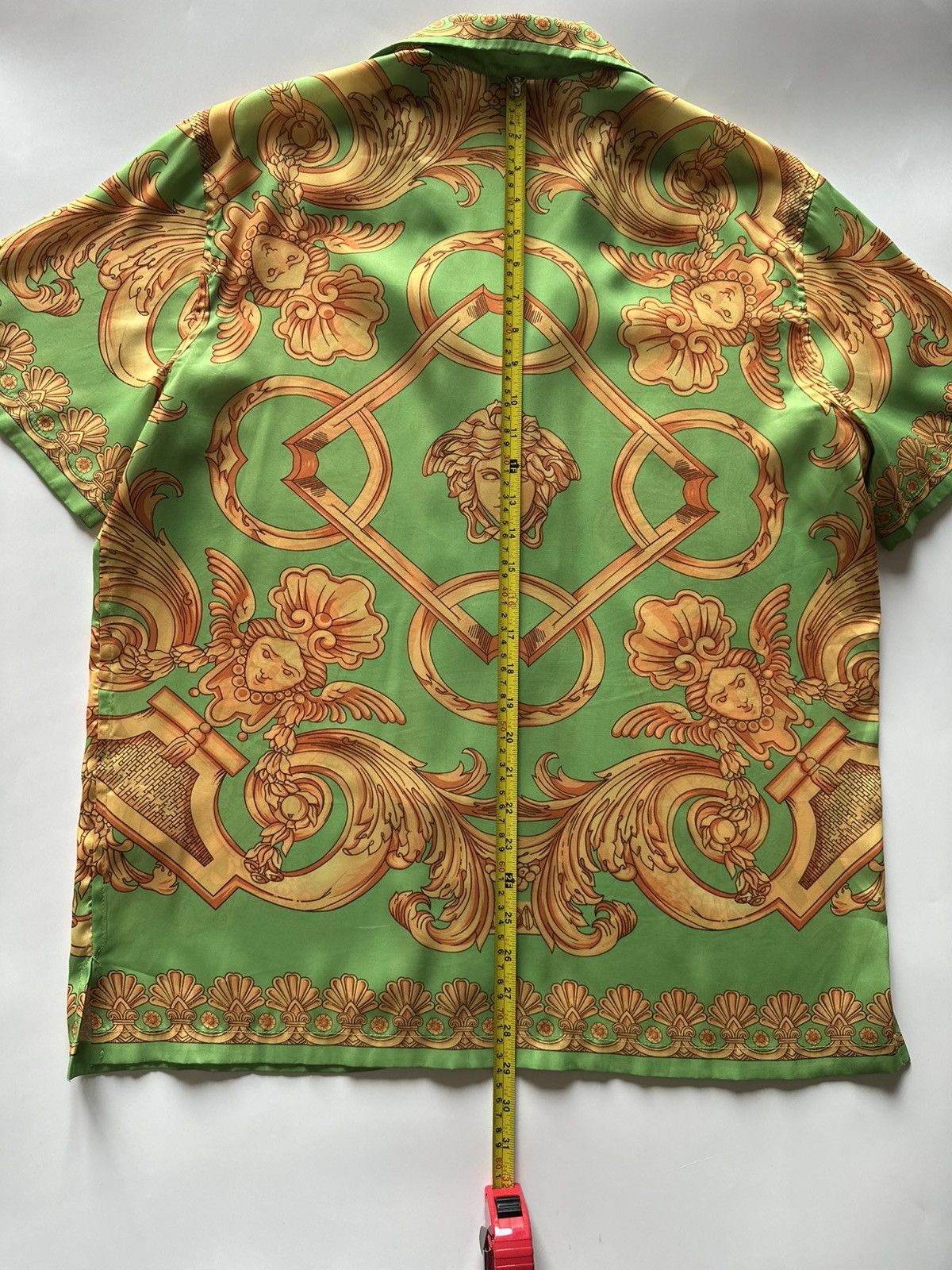 Versace Versace Silk Barocco Medusa shirt Size US L / EU 52-54 / 3 - 22 Thumbnail