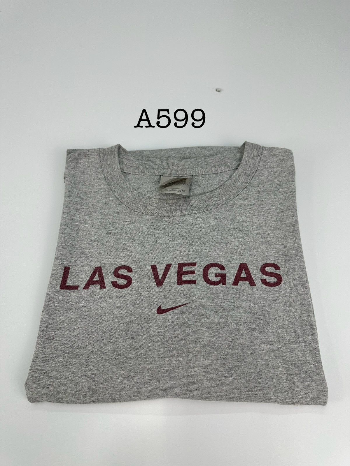 Nike Nike Las Vegas Center Logo Vintage Tshirt A599 Size US XL / EU 56 / 4 - 9 Thumbnail