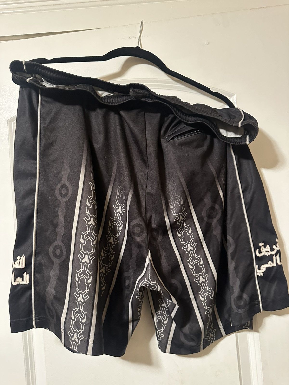 Supreme Supreme Arabic soccer shorts black XL Size US 36 / EU 52 - 2 Thumbnail