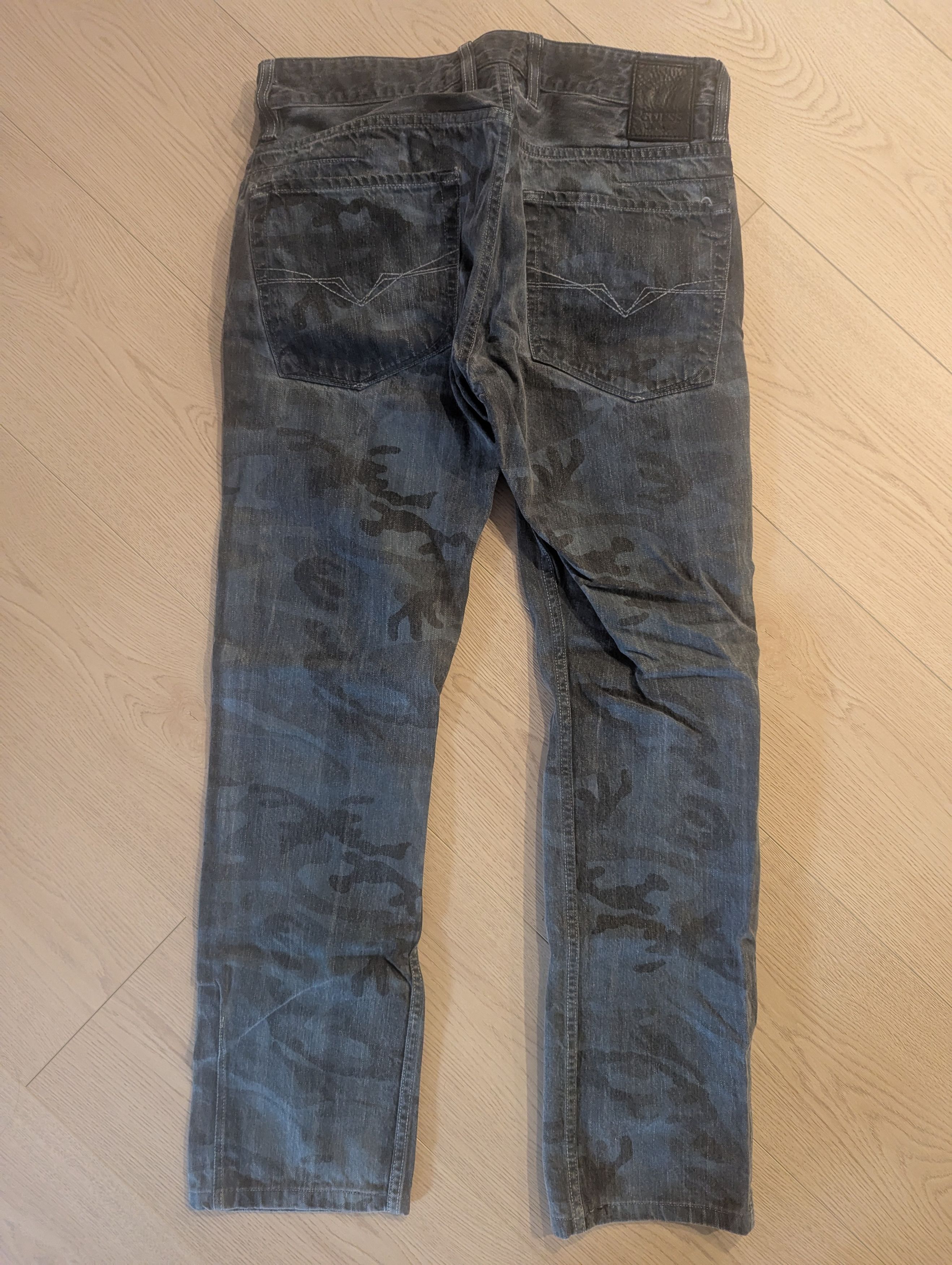 Guess Guess Blue Camo Alameda Slim Tapered Jeans Size US 31 - 3 Thumbnail