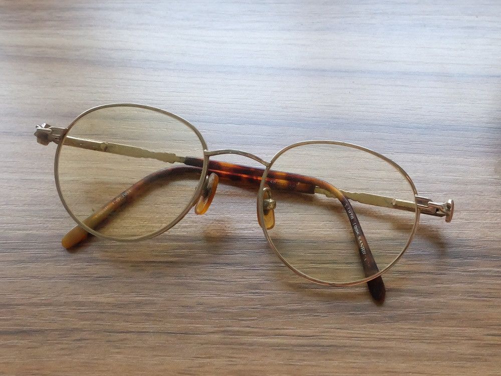 Japanese Brand Vintage Hello Kitty Glasses from the 1990s Size ONE SIZE - 1 Thumbnail